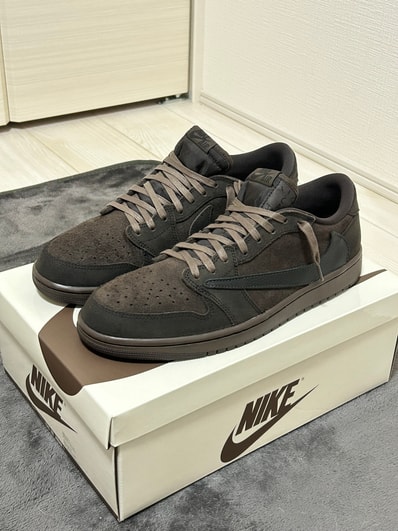 Travis Scott × Nike Air Jordan 1 Low OG SP "Velvet Brown and Dark Mocha"