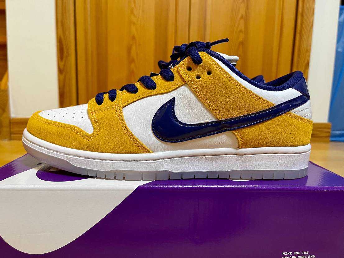 Nike SB Dunk Low "Laser Orange"