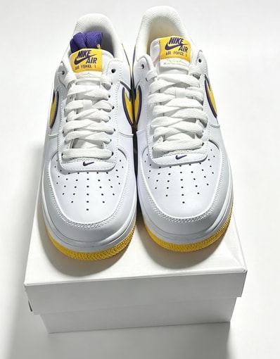 Kobe Bryant × Nike Air Force 1 Low Retro QS "Varsity Maize and Varsity Purple"