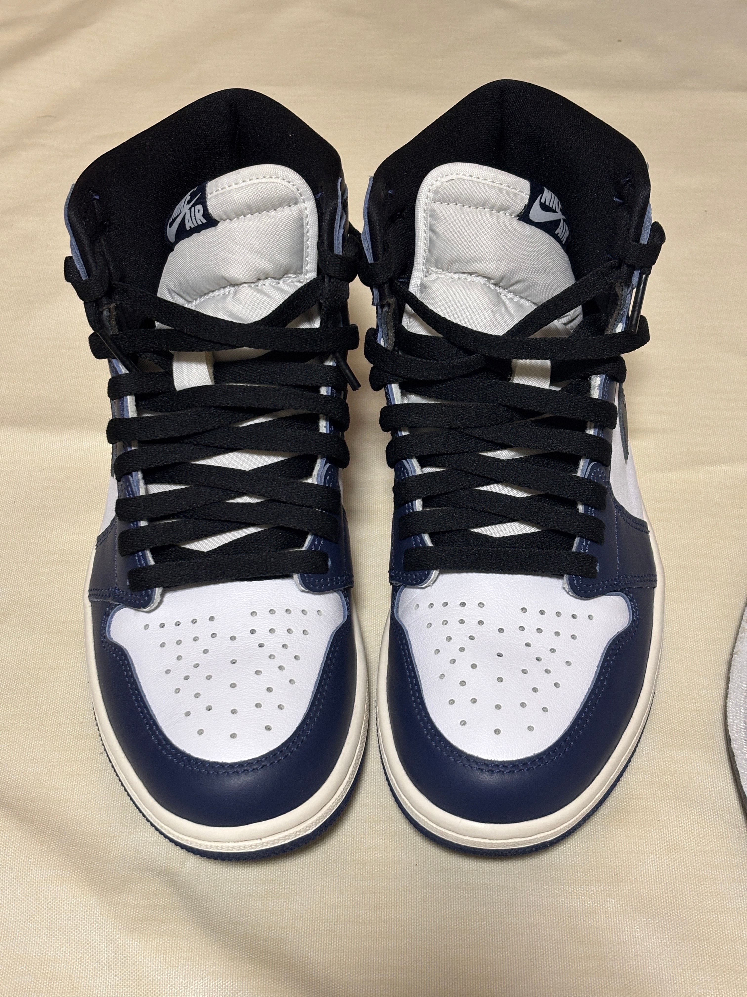 Nike Air Jordan 1 Retro High OG "Midnight Navy"