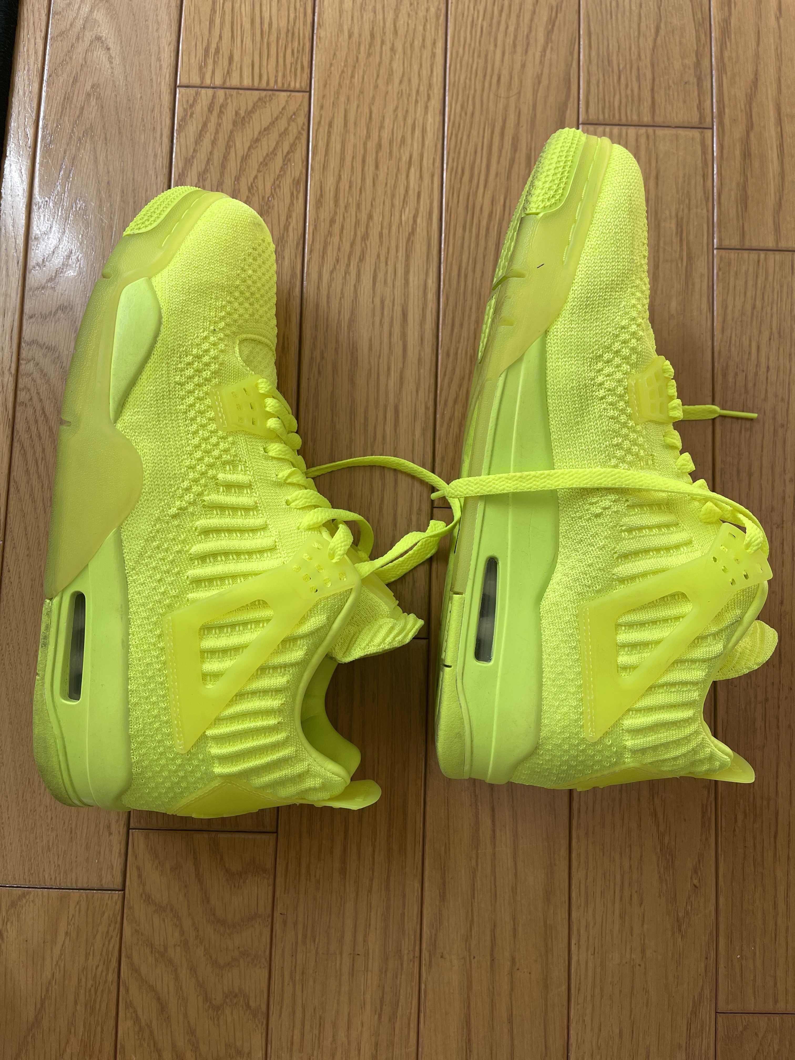 NIKE AIR JORDAN 4 RETRO FLYKNIT VOLT