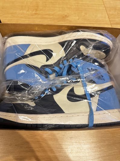 Nike Air Jordan 1 Retro High OG "Obsidian/University Blue"