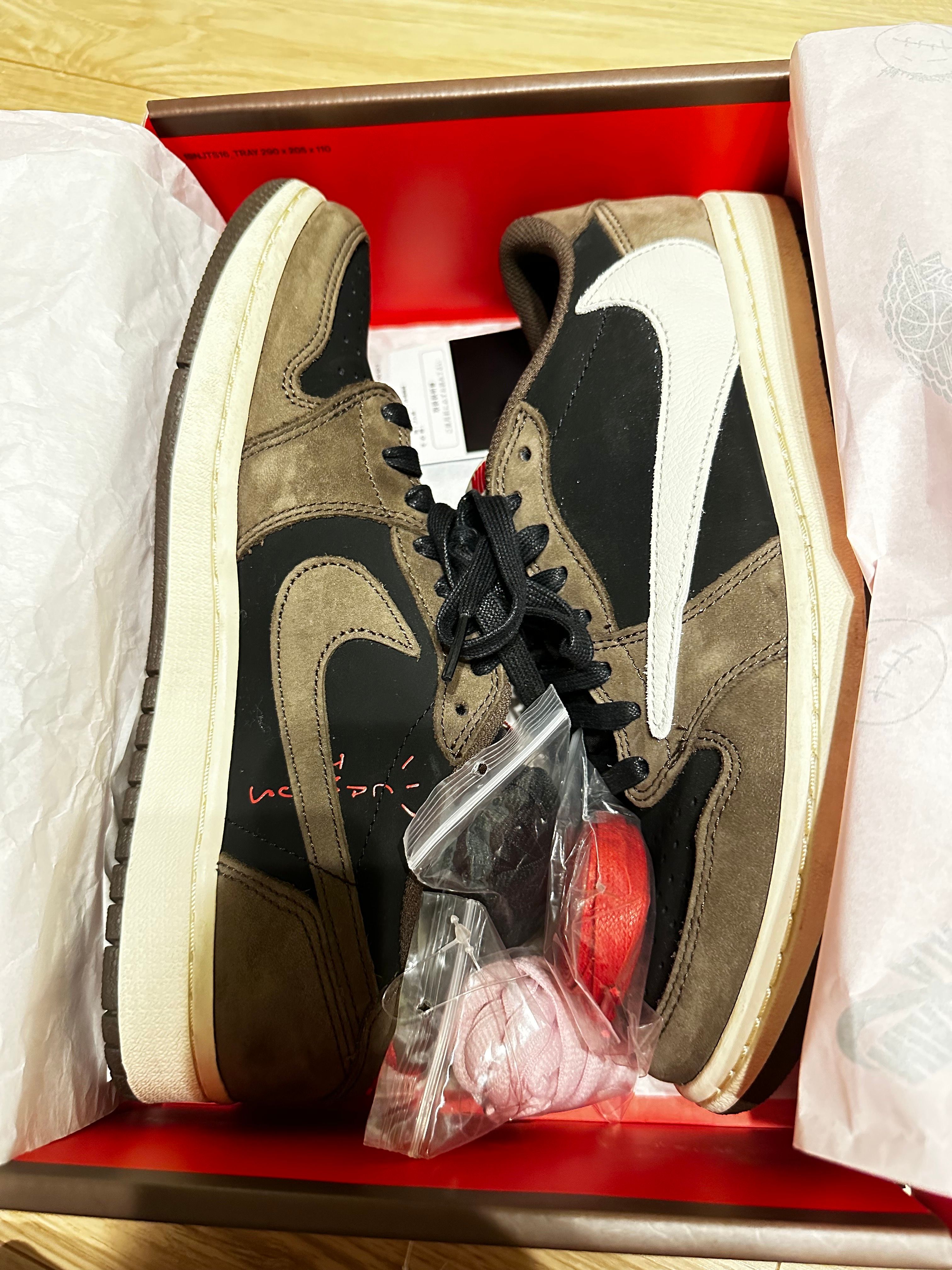Travis Scott × Nike Air Jordan 1 Low OG SP-T "Black/Dark Mocha"