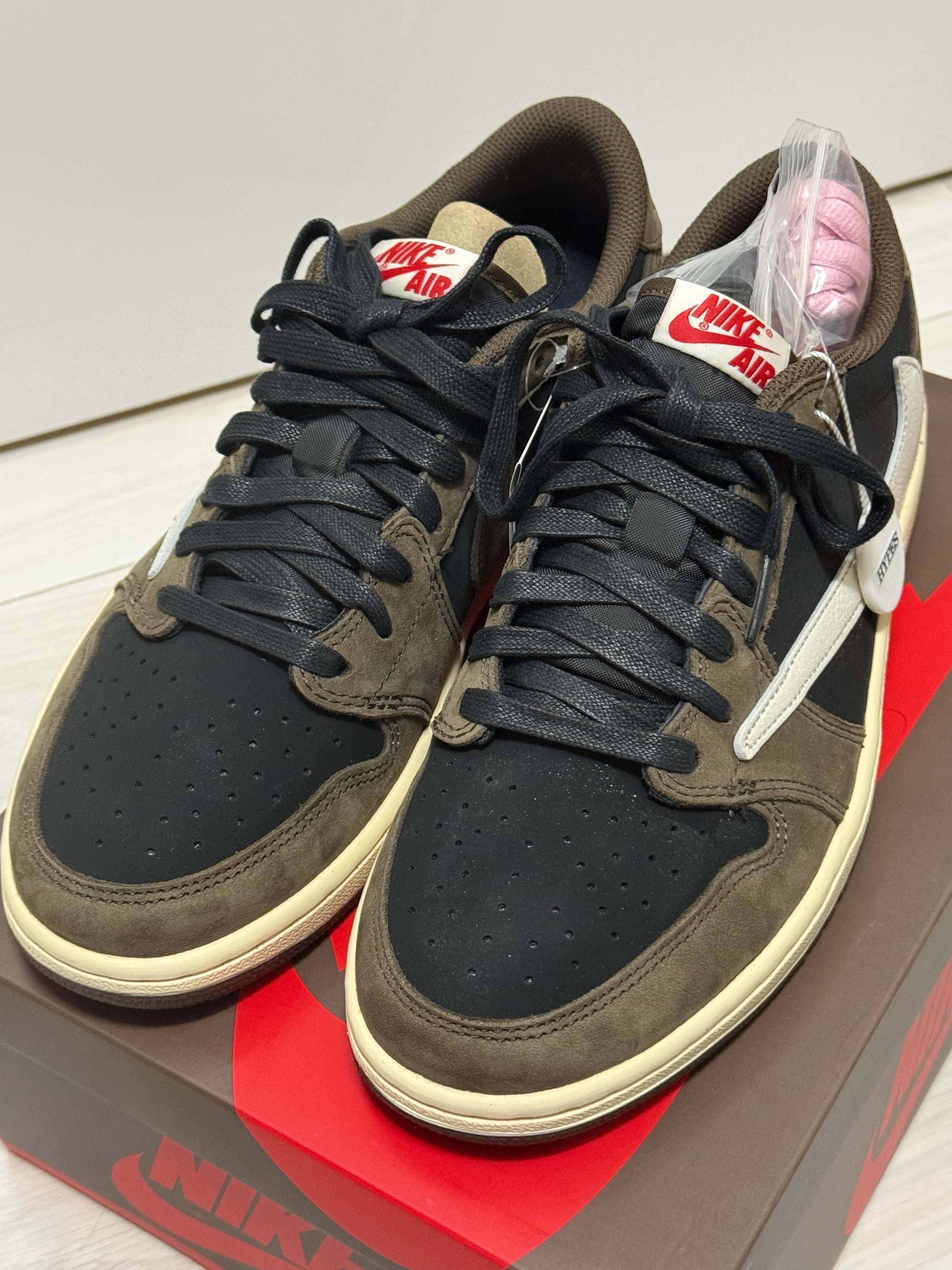 Travis Scott × Nike Air Jordan 1 Low OG SP-T  "Black/Dark Mocha"