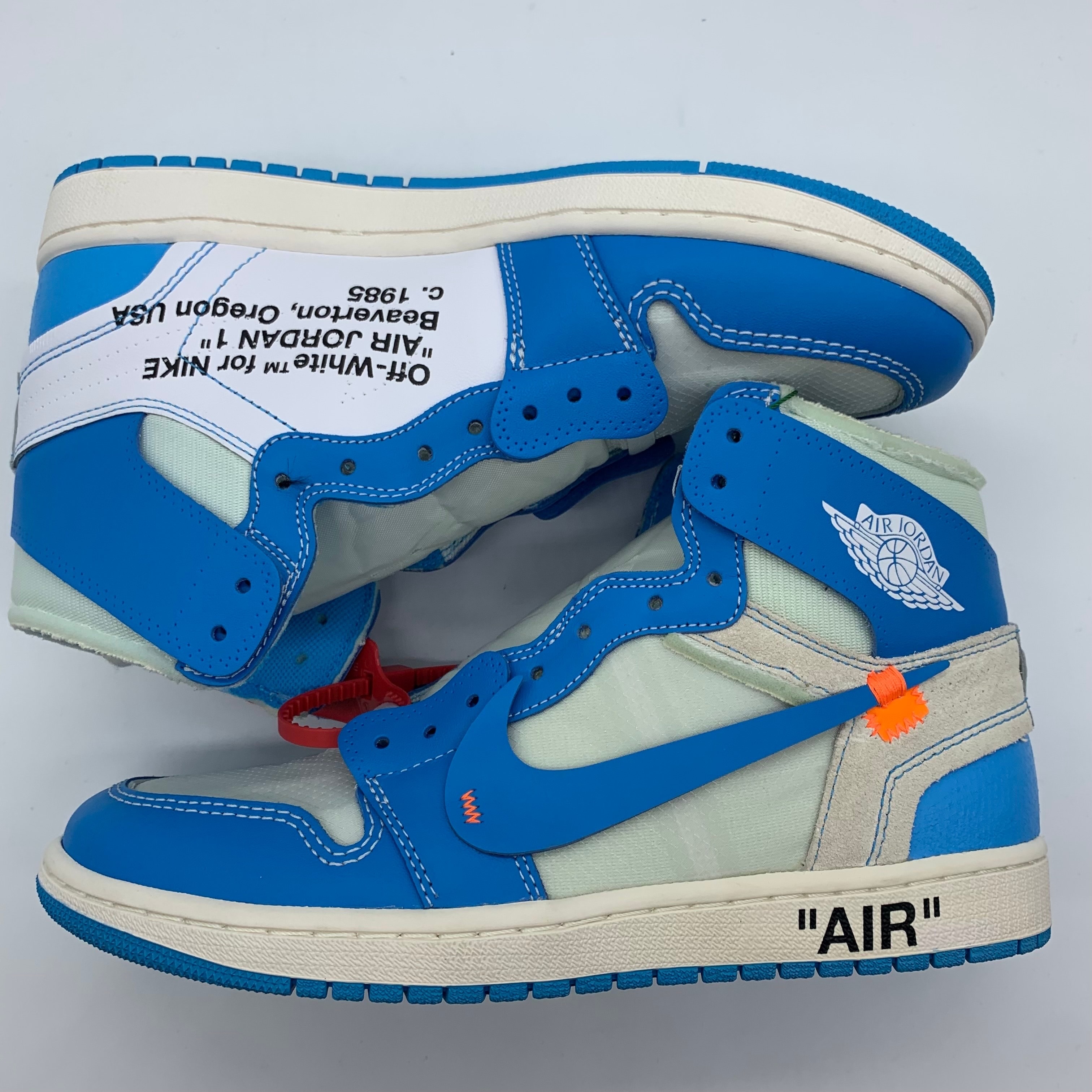 Off-White × Nike Air Jordan 1 High UNC "White/Dark Powder Blue"