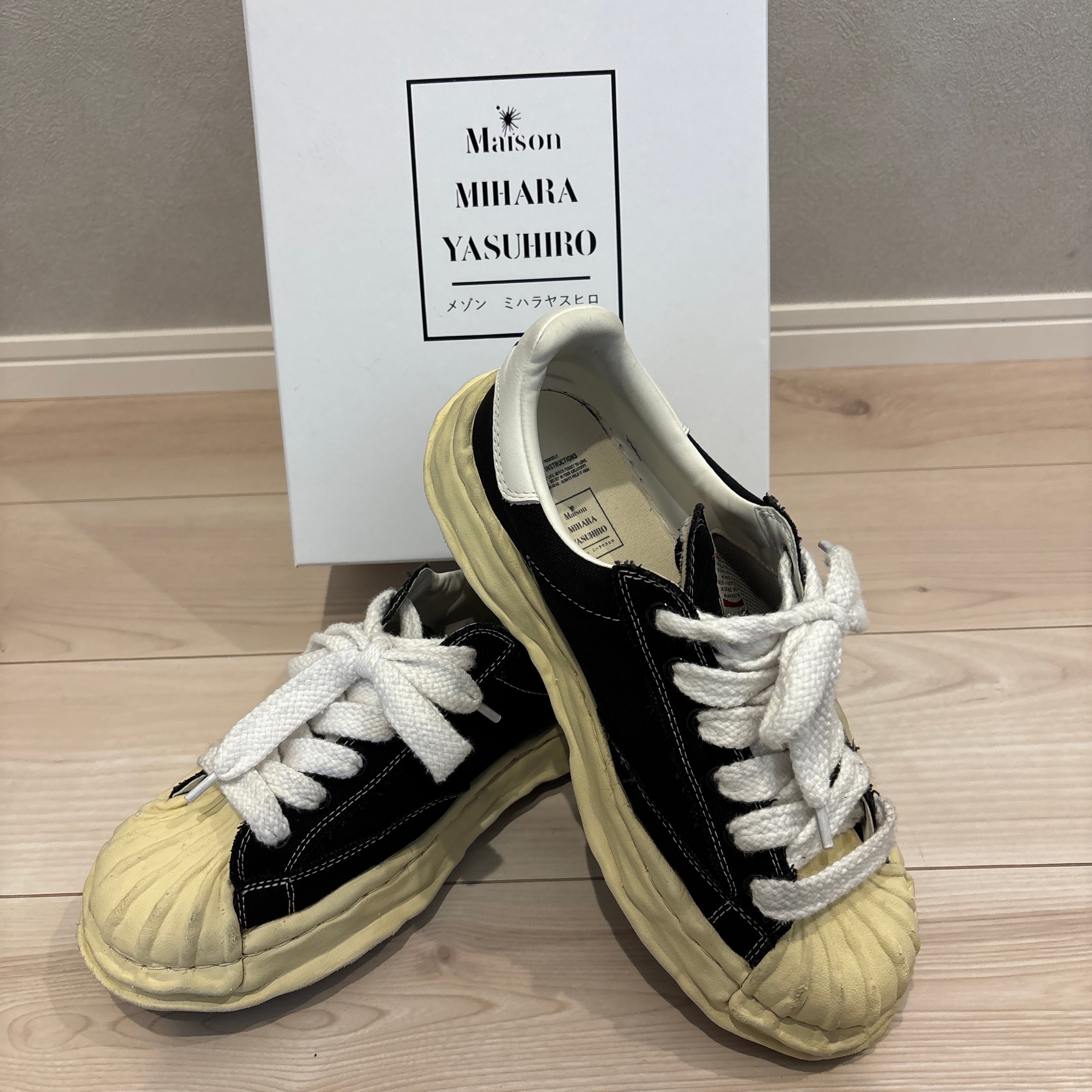 Maison MIHARA YASUHIRO BLAKEY VL OG Sole Canvas Low-top Sneaker "Black"