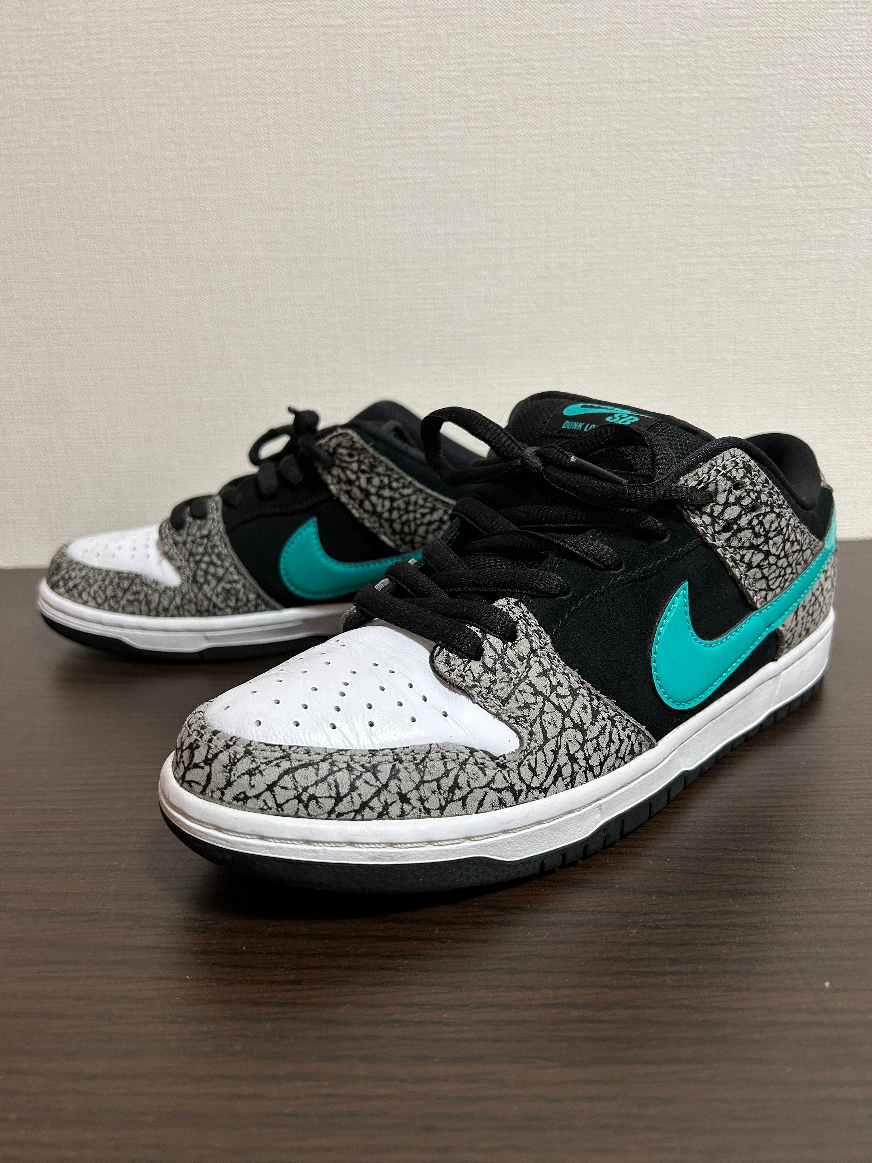 Nike SB Dunk Low "Elephant/Safari"
