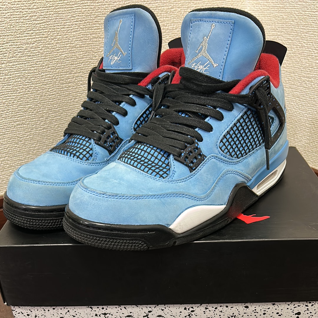 Travis Scott × Nike Air Jordan 4 Retro Cactus Jack "University Blue"