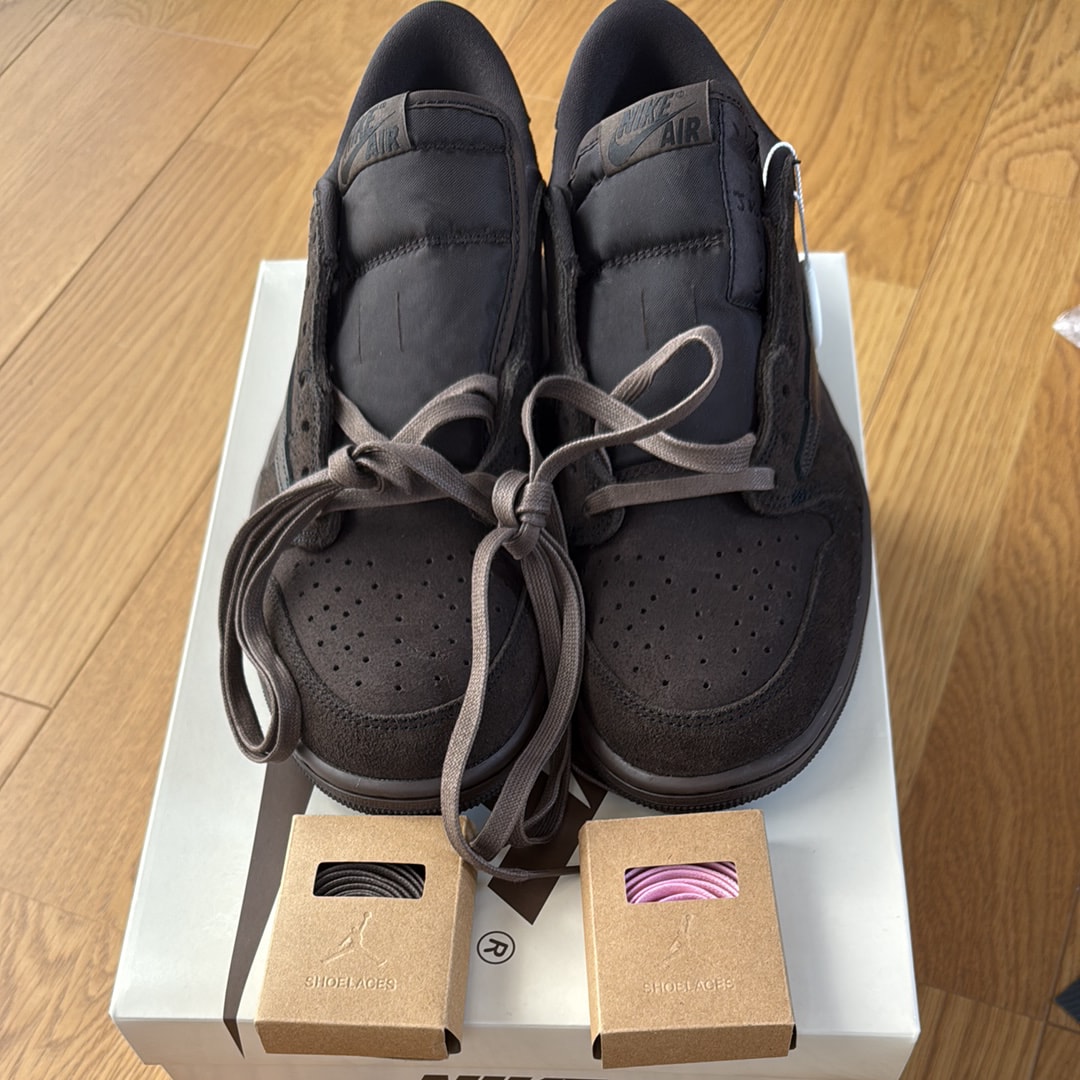 Travis Scott × Nike Air Jordan 1 Low OG SP "Velvet Brown and Dark Mocha"