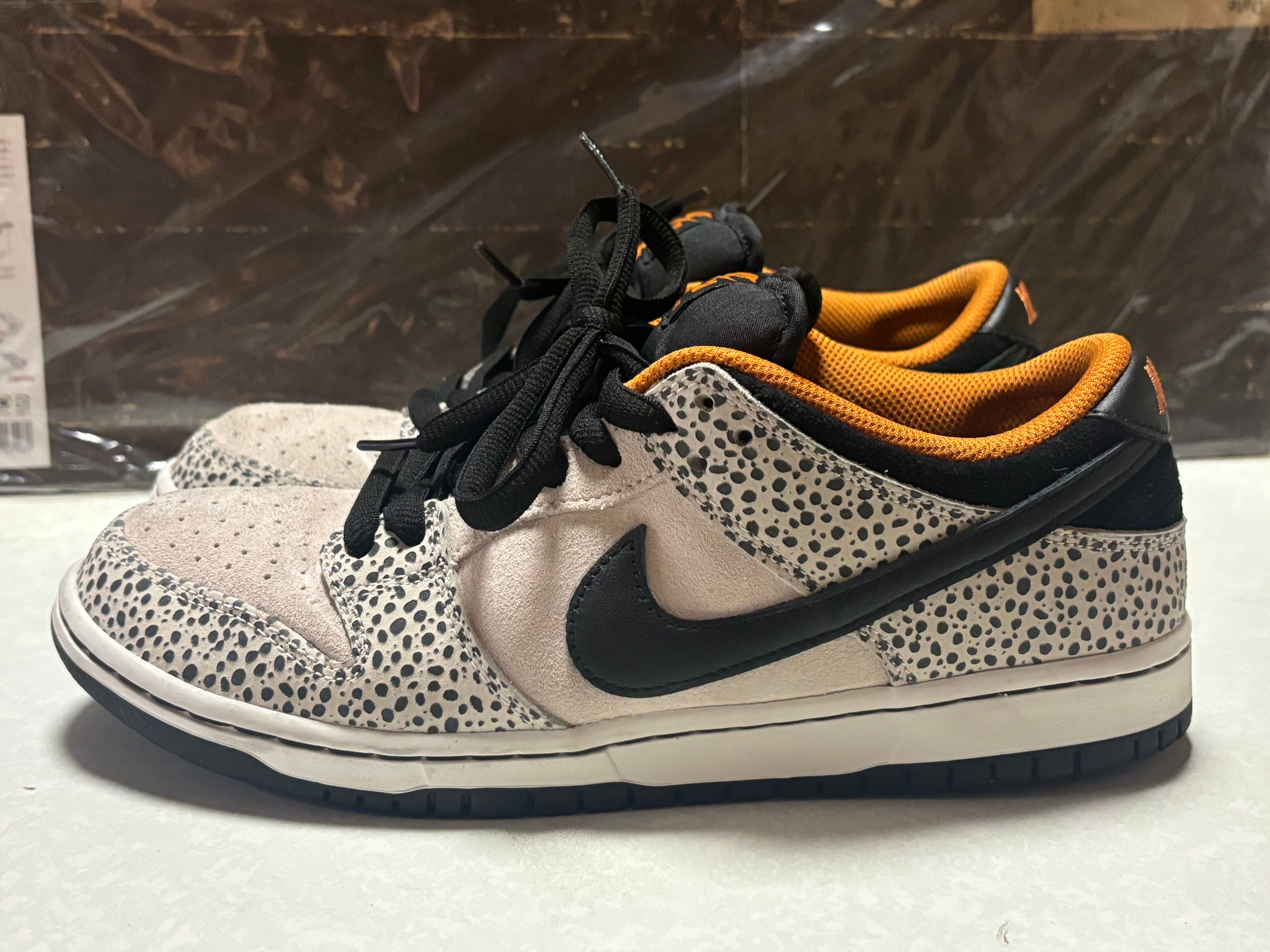 Nike SB Dunk Low Pro Electric Safari "Phantom and Black"