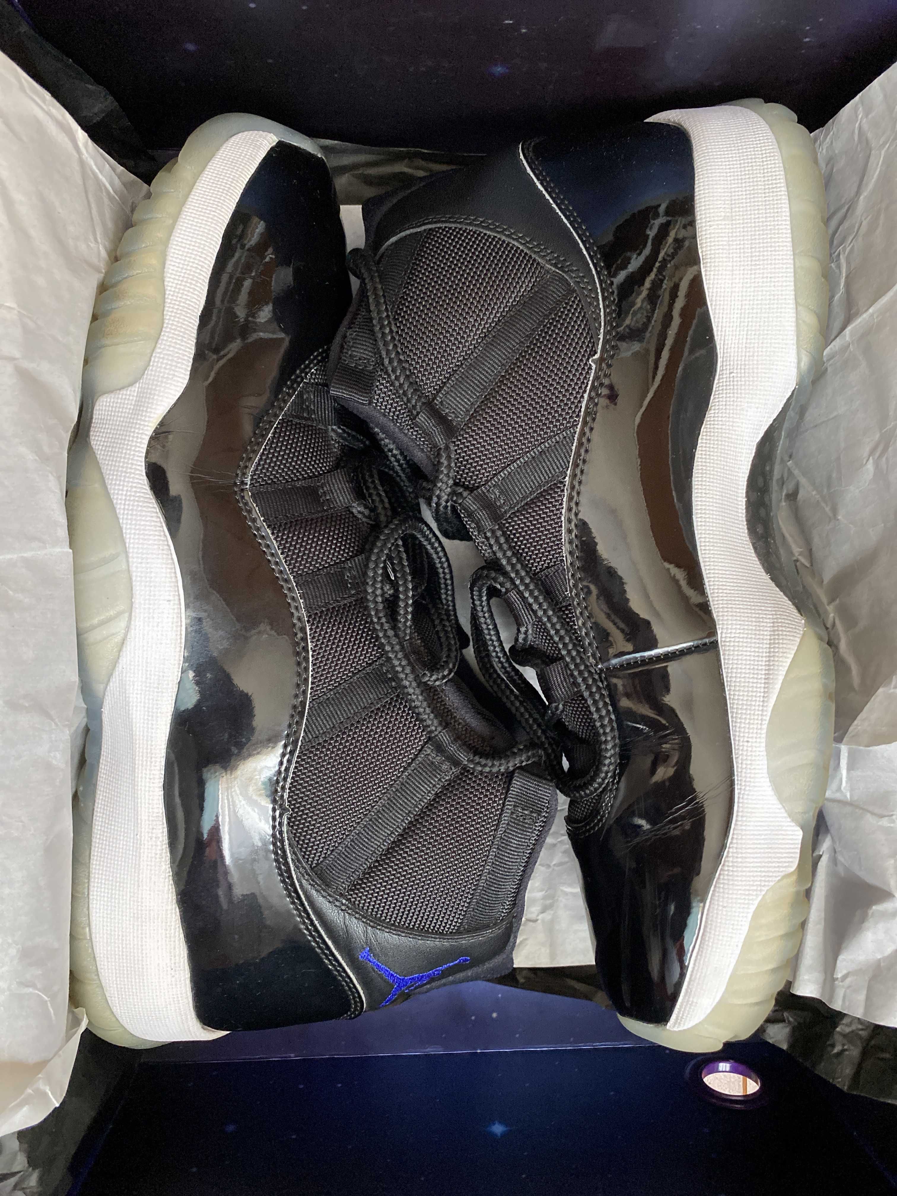 Nike Air Jordan 11 Retro "Space Jam" (2016)