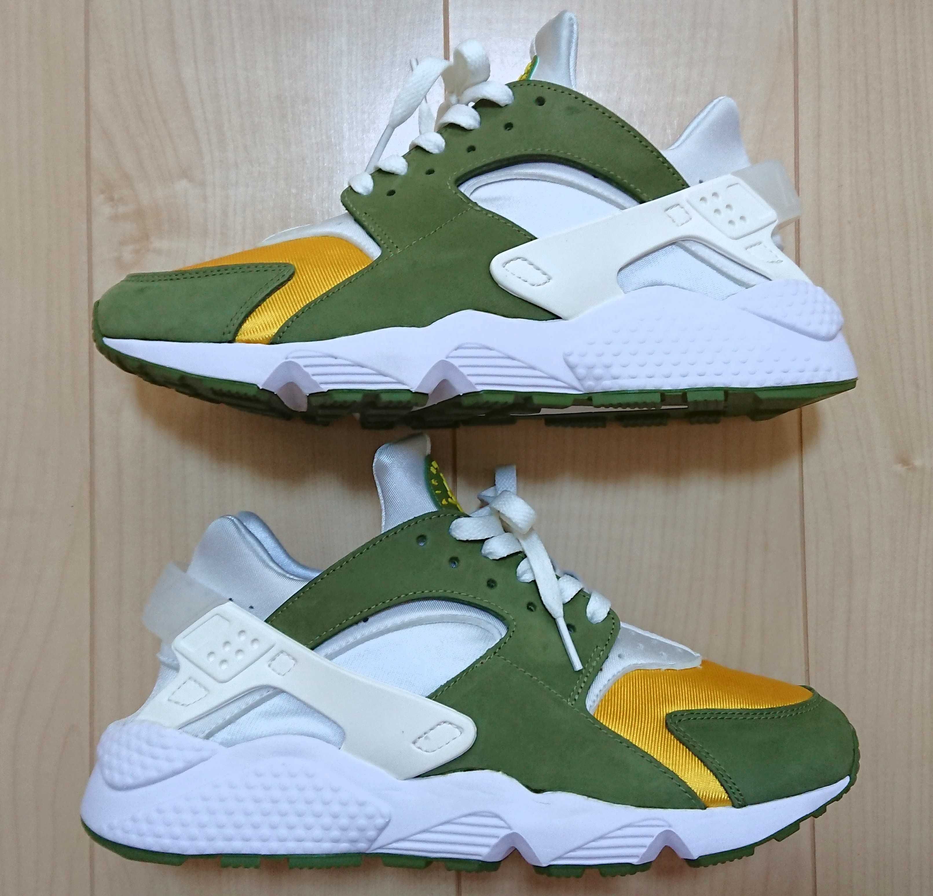 Stussy × Nike Air Huarache "Dark Olive"