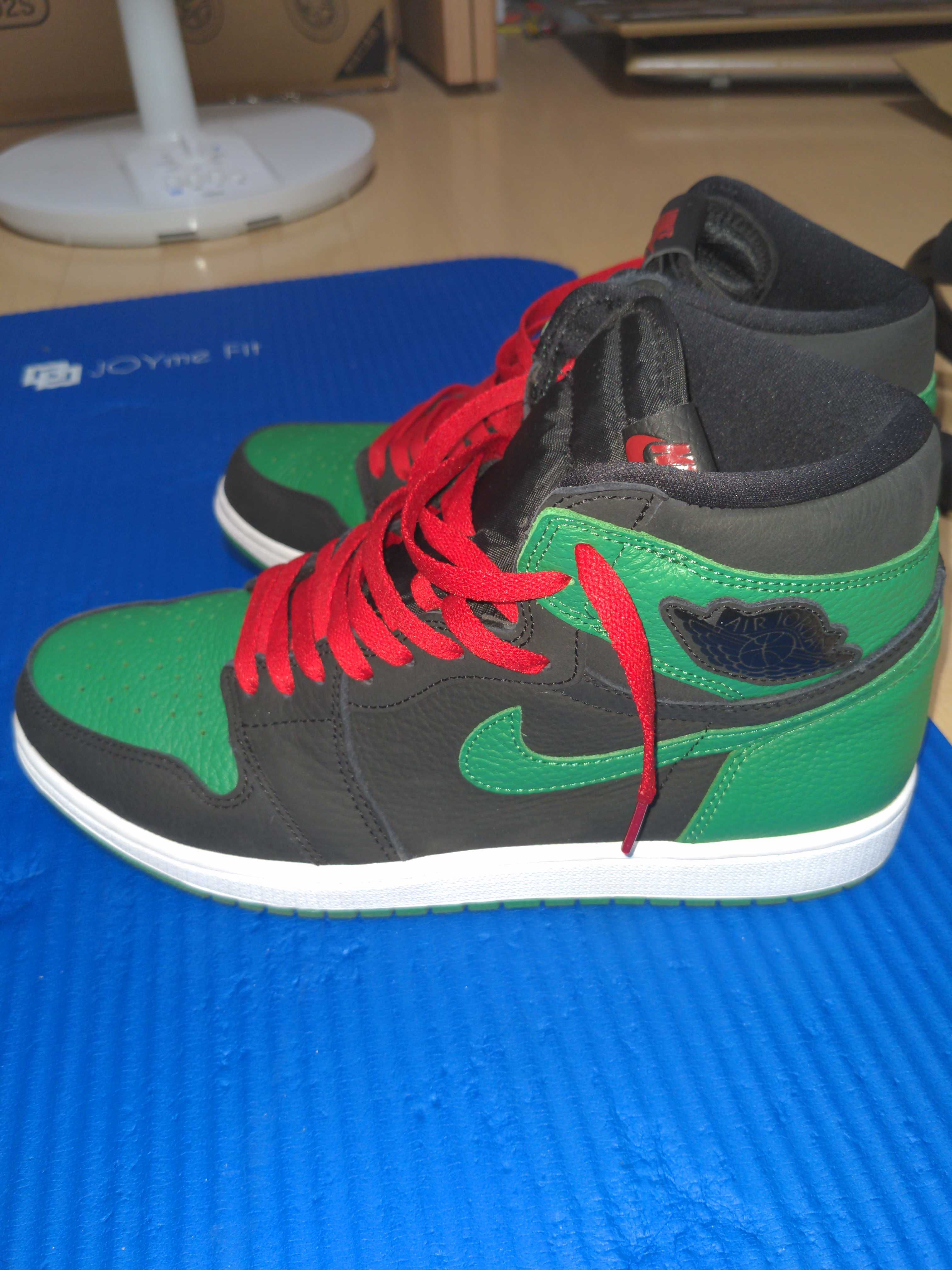 Nike Air Jordan 1 Retro High OG "Black/Pine Green" (2020)