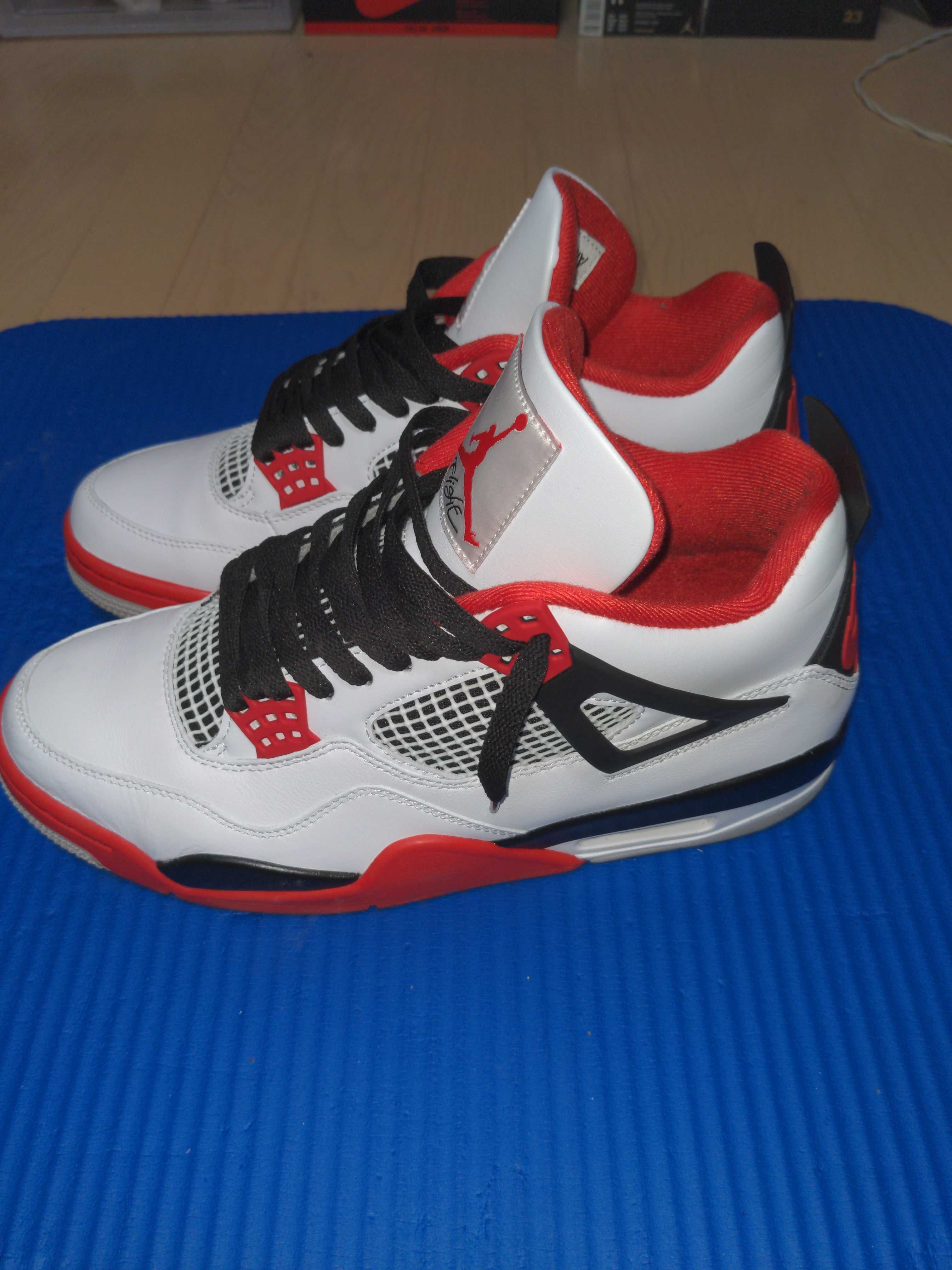 Nike Air Jordan 4 Retro OG "Fire Red" (2020)