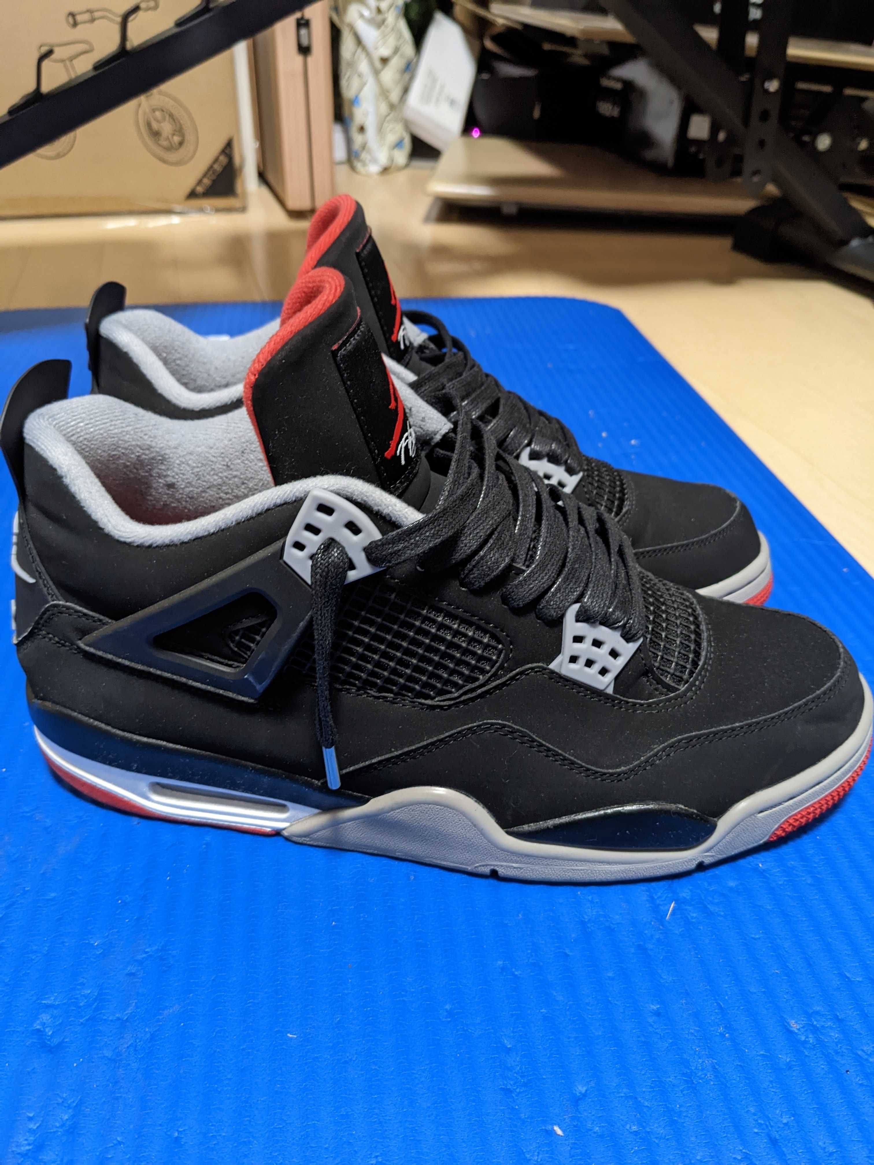 Nike Air Jordan 4 Retro "Bred" (2019)