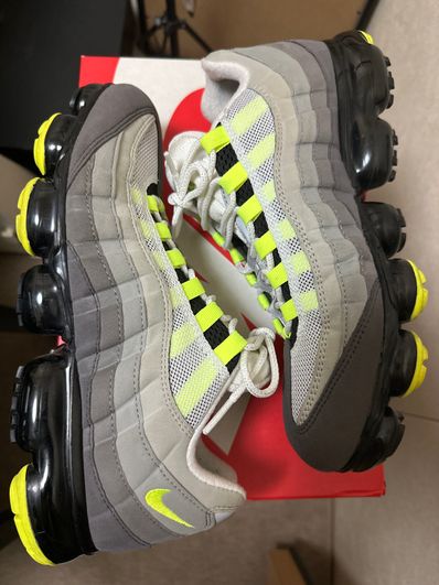 Nike Air Vapormax 95 "Neon"