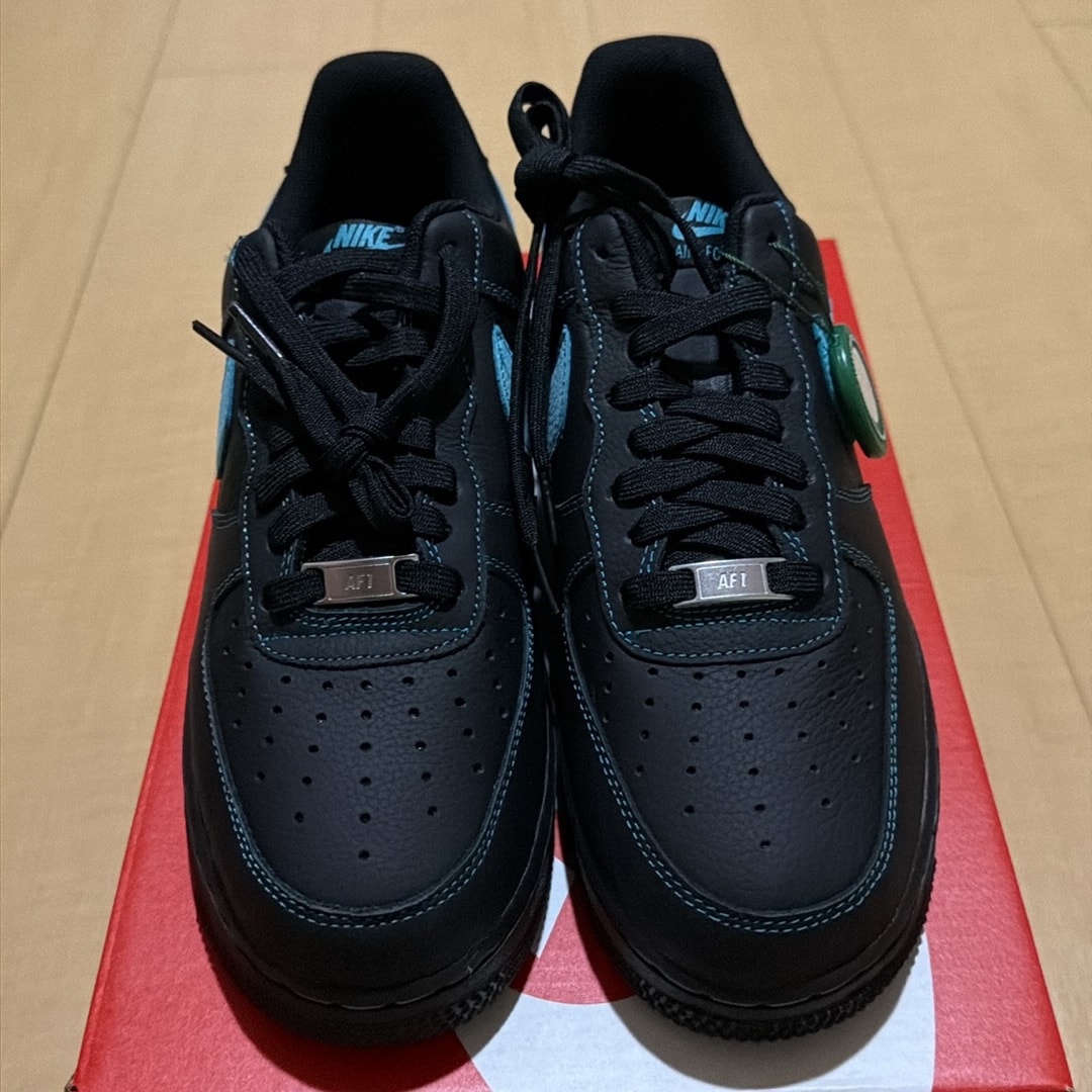 Nike Air Force 1 Low "Black Tiffany"