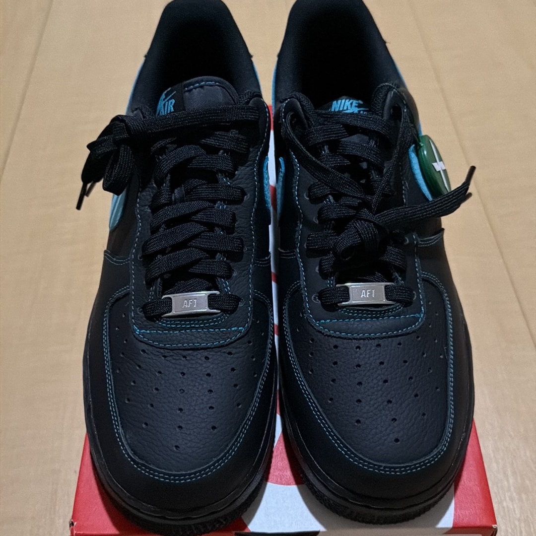 Nike Air Force 1 Low "Black Tiffany"