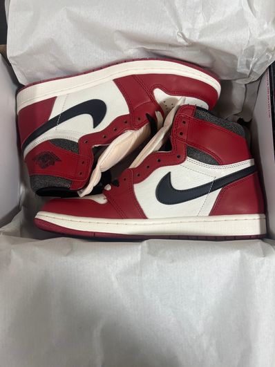 Nike Air Jordan 1 High OG "Lost & Found/Chicago"