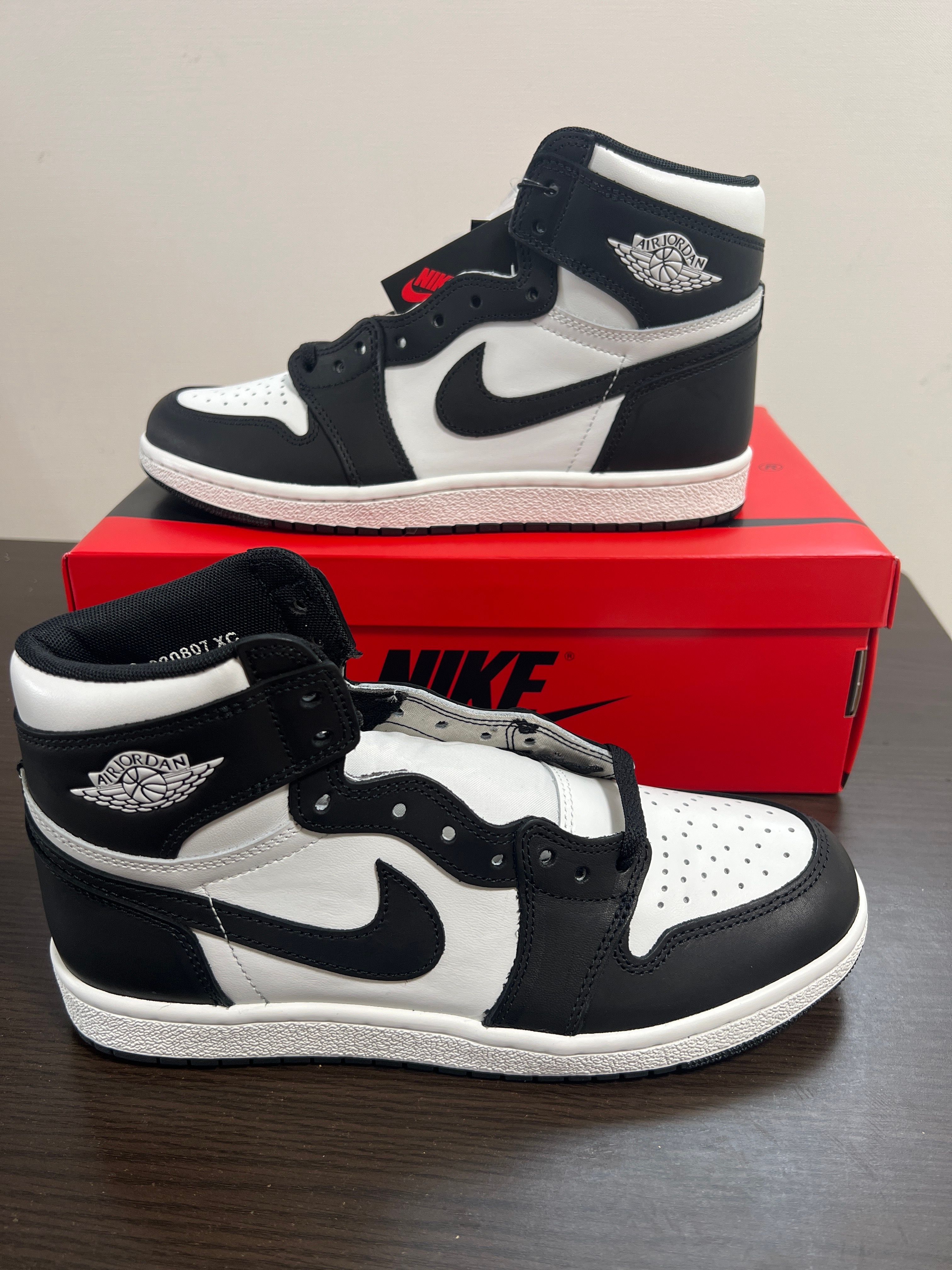Nike Air Jordan 1 High '85 "Black/White"
