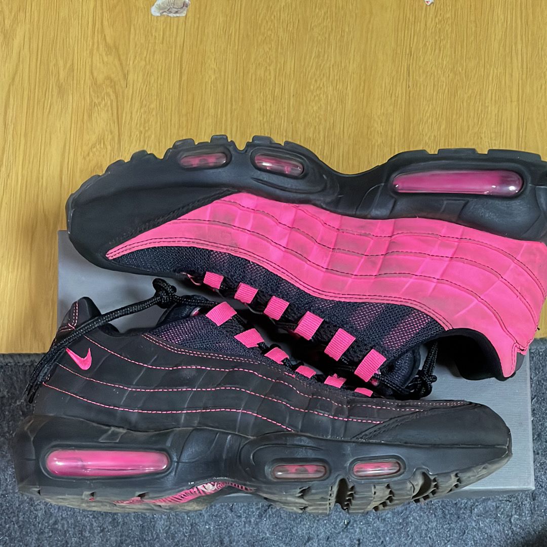 Nike Air Max 95 "Black/Pink"