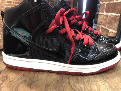 Nike SB Dunk High "Bred"
