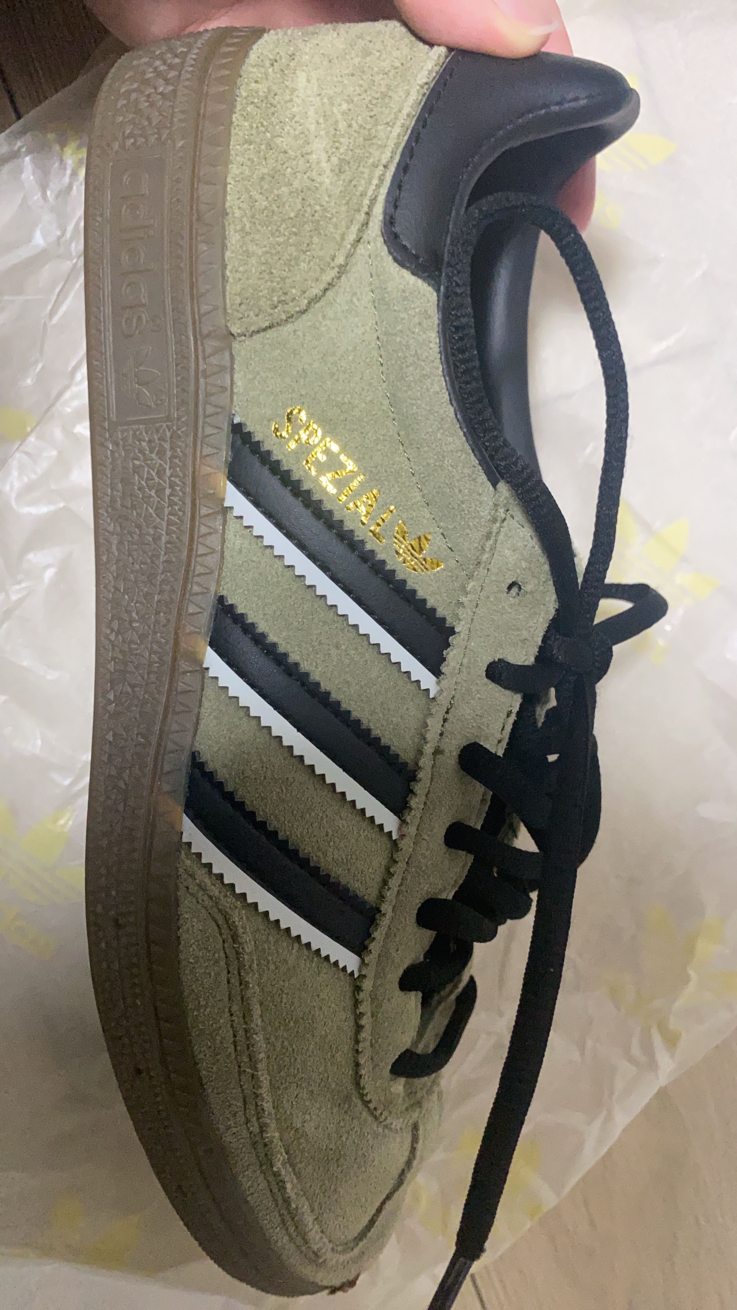 adidas Handball Spezial "Focus Olive/Core Black/Crystal White"