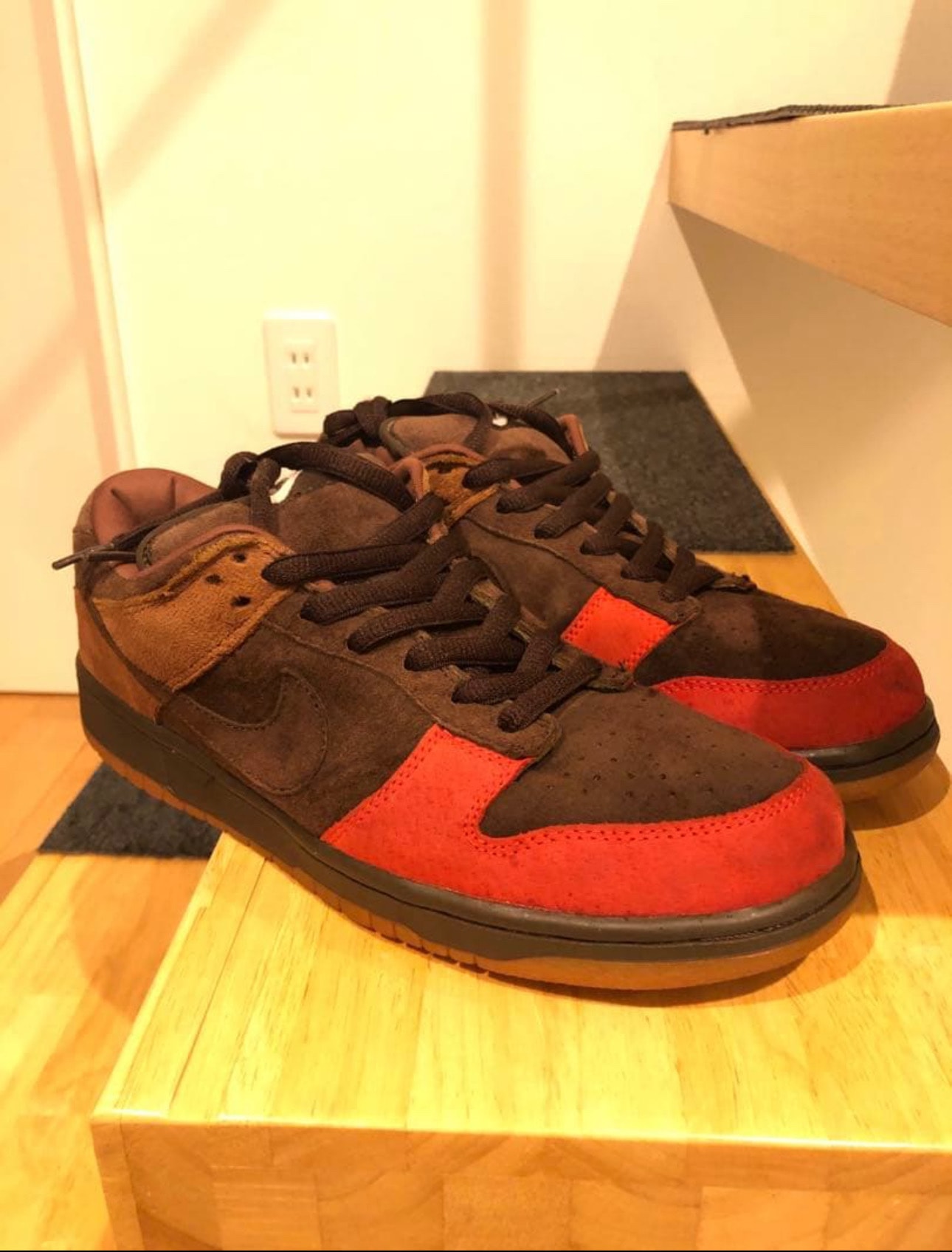 Nike SB Dunk Low "Bison"