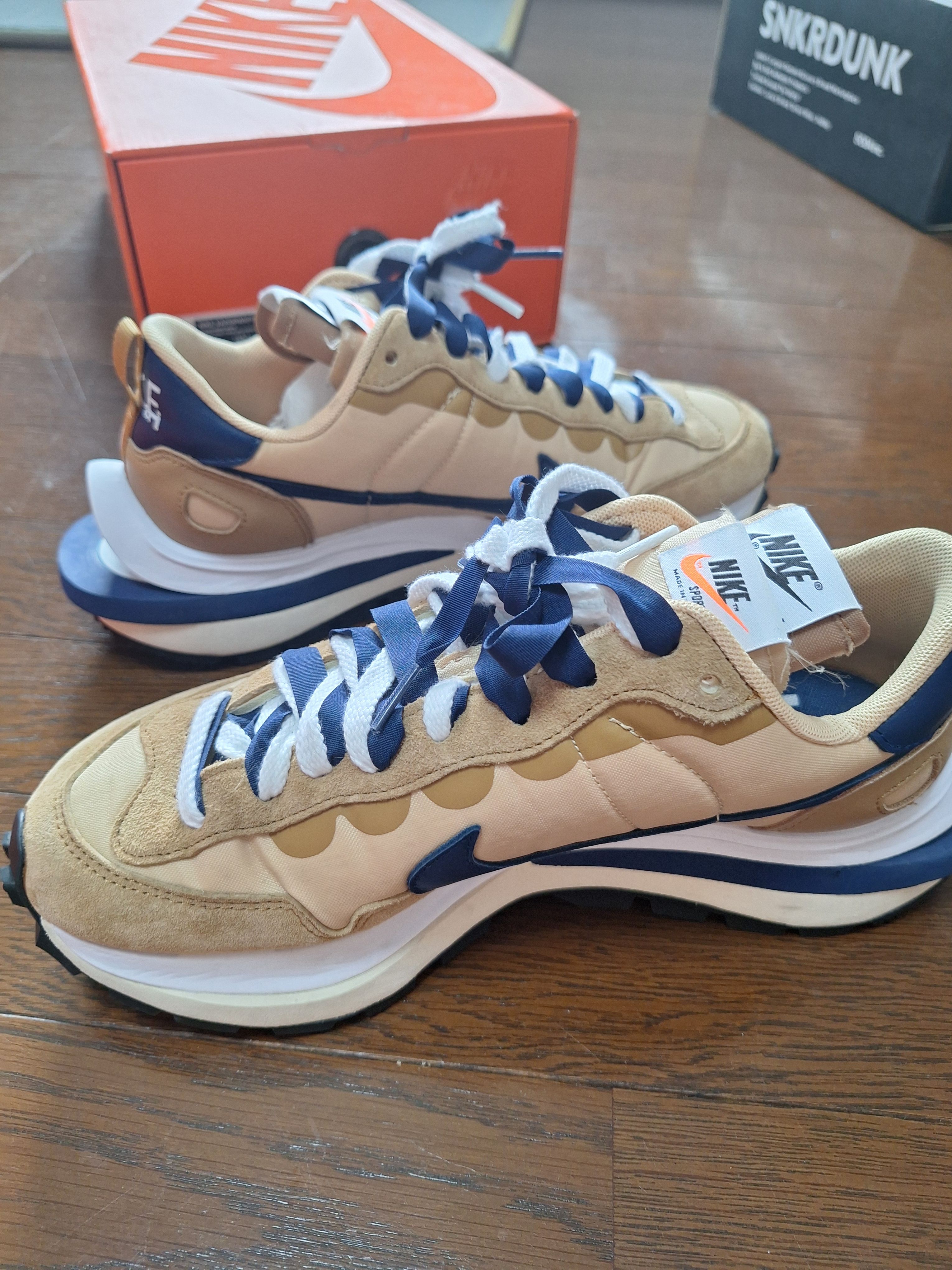 Sacai × Nike Vapor Waffle "Sesame And Blue Void"