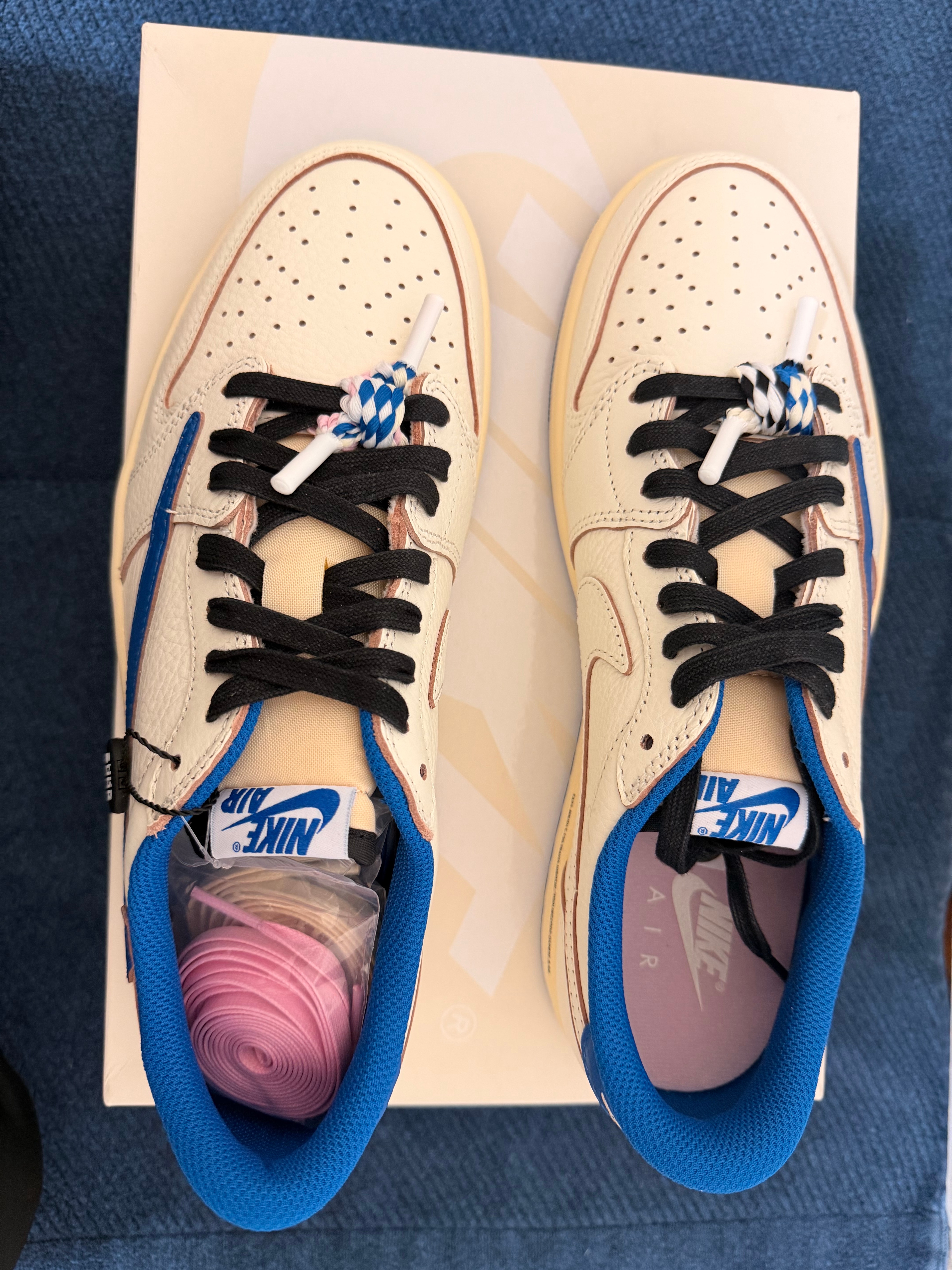 Travis Scott × fragment design × Nike Air Jordan 1 Low OG "Sail/Military Blue"