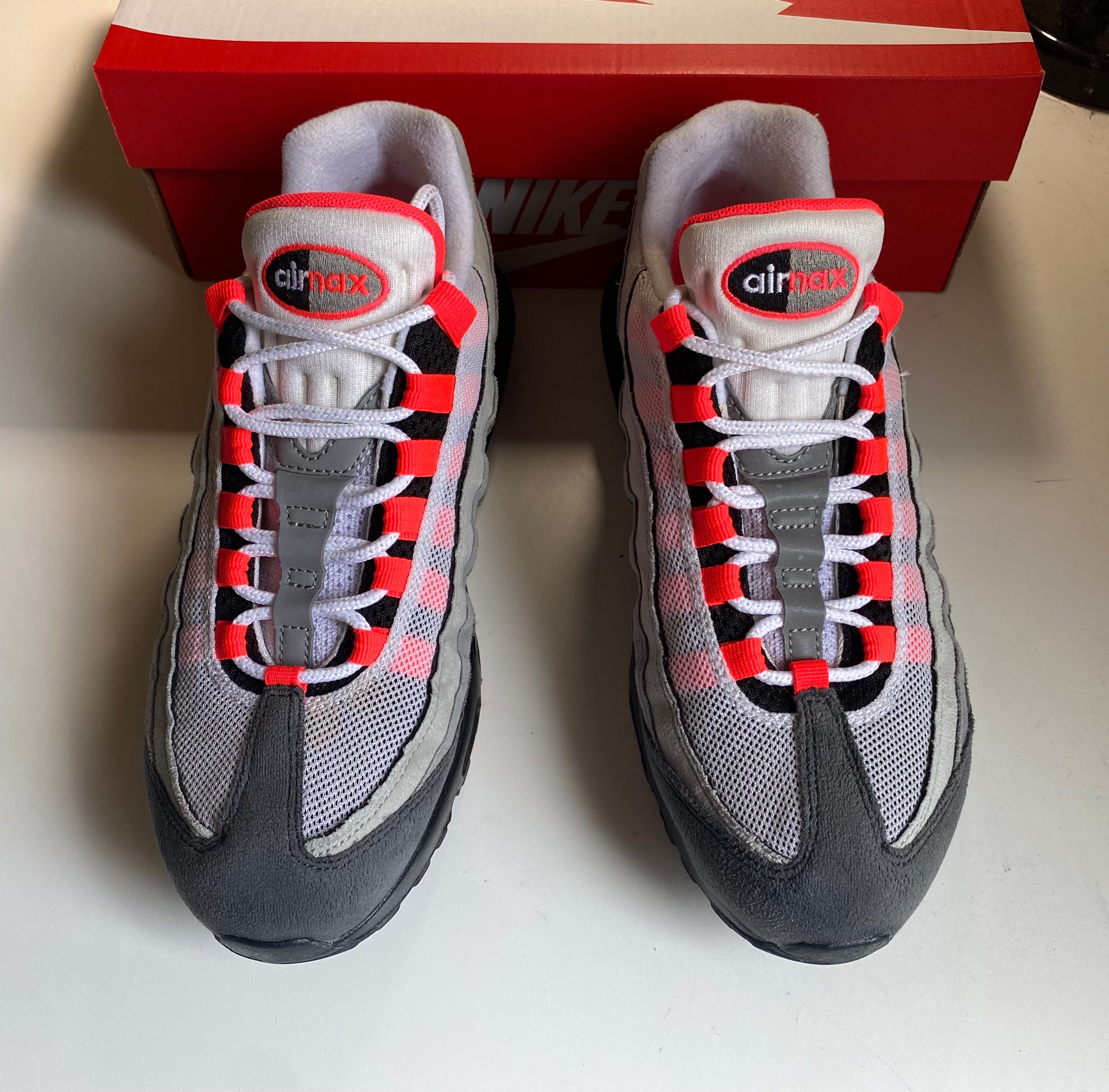 Nike Air Max 95 OG "White/Solar Red"