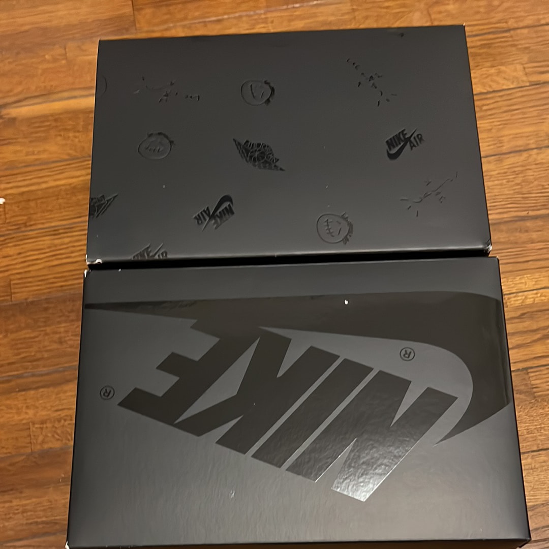 Travis Scott × Nike Air Jordan 1 Low OG SP "Black Phantom"