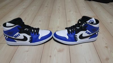 Nike Women's Air Jordan 1 Mid "Sister Hood"