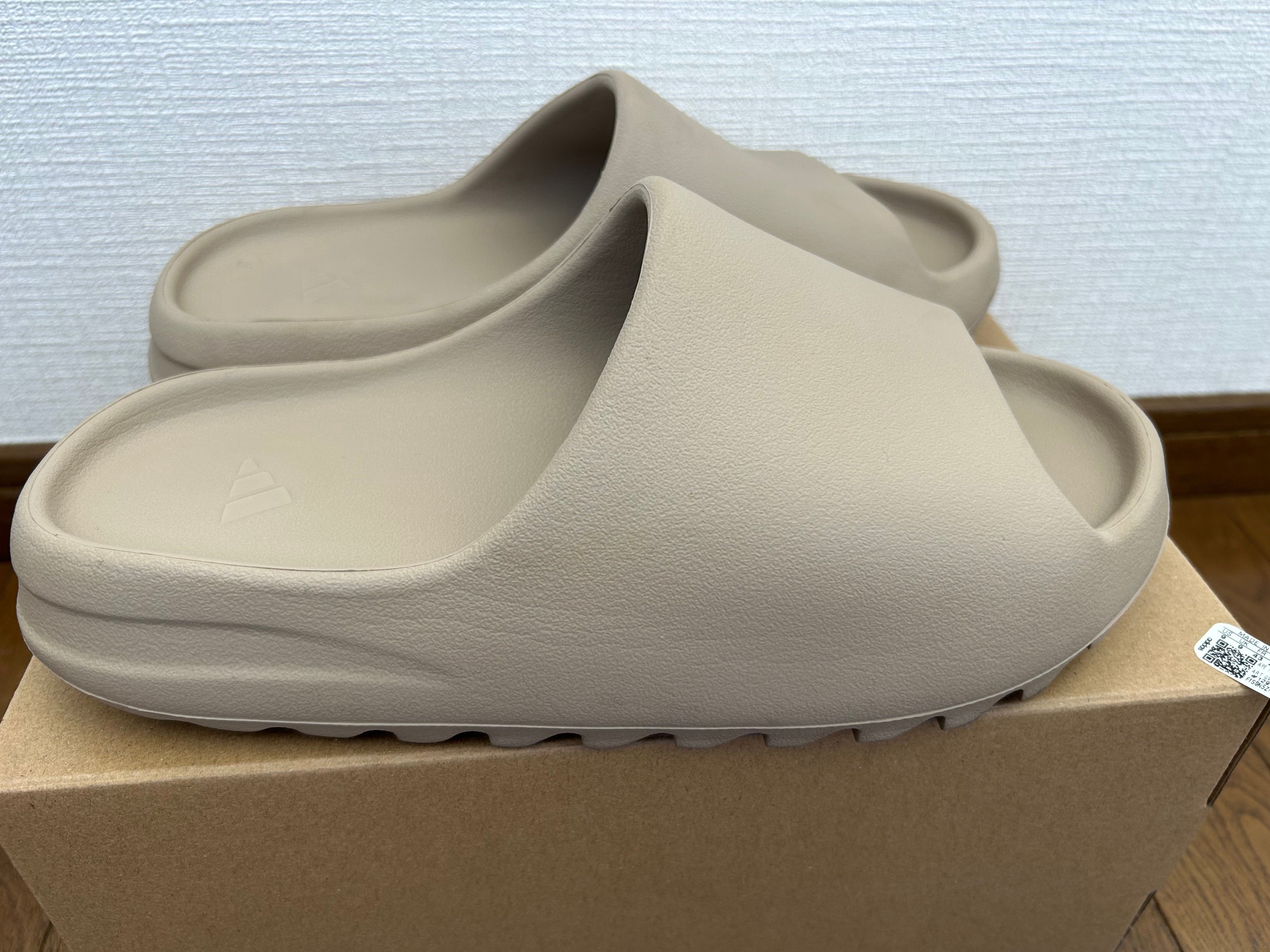 adidas YEEZY Slide "Pure" (GW1934)