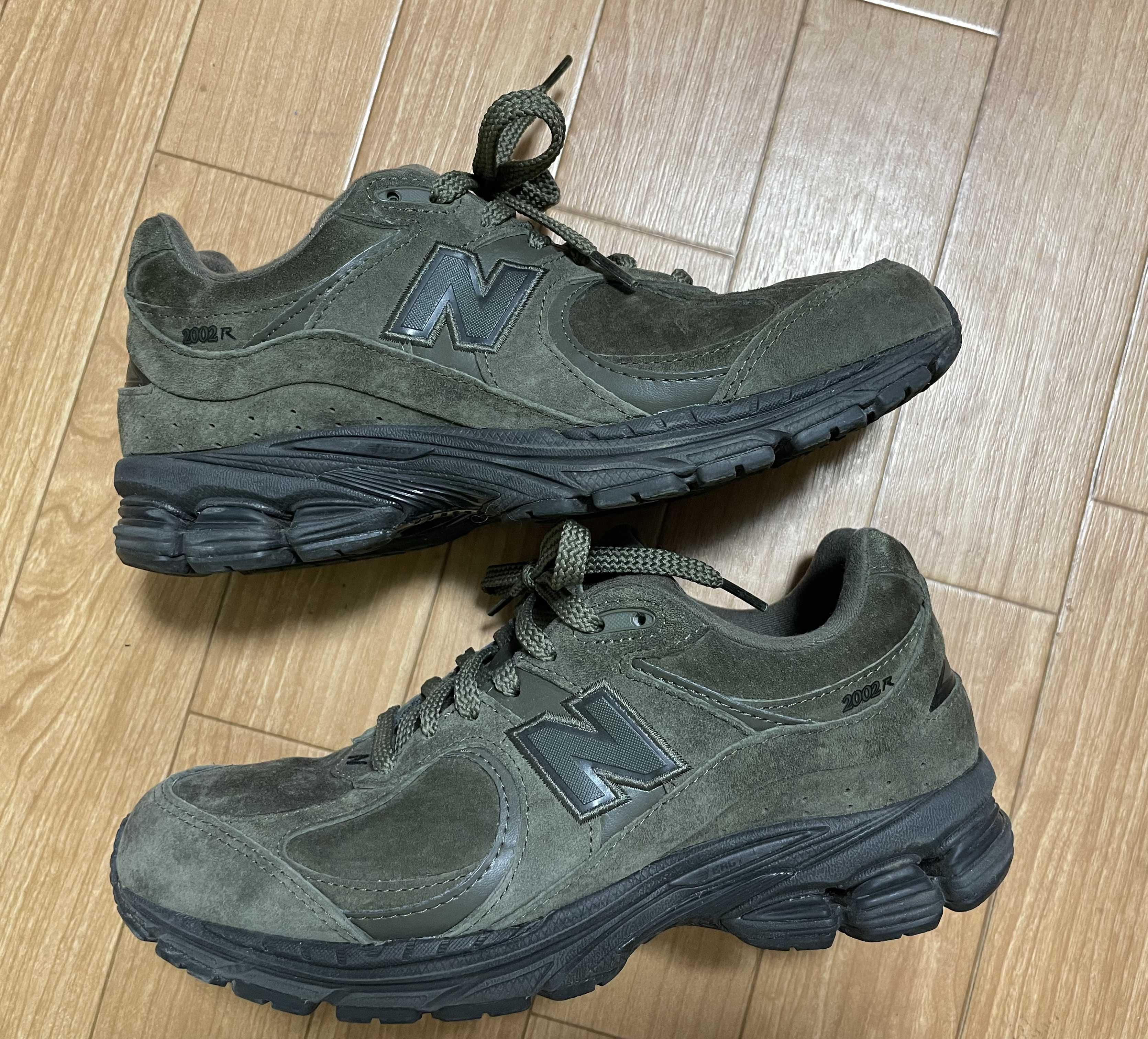 New Balance 2002R "Olive"