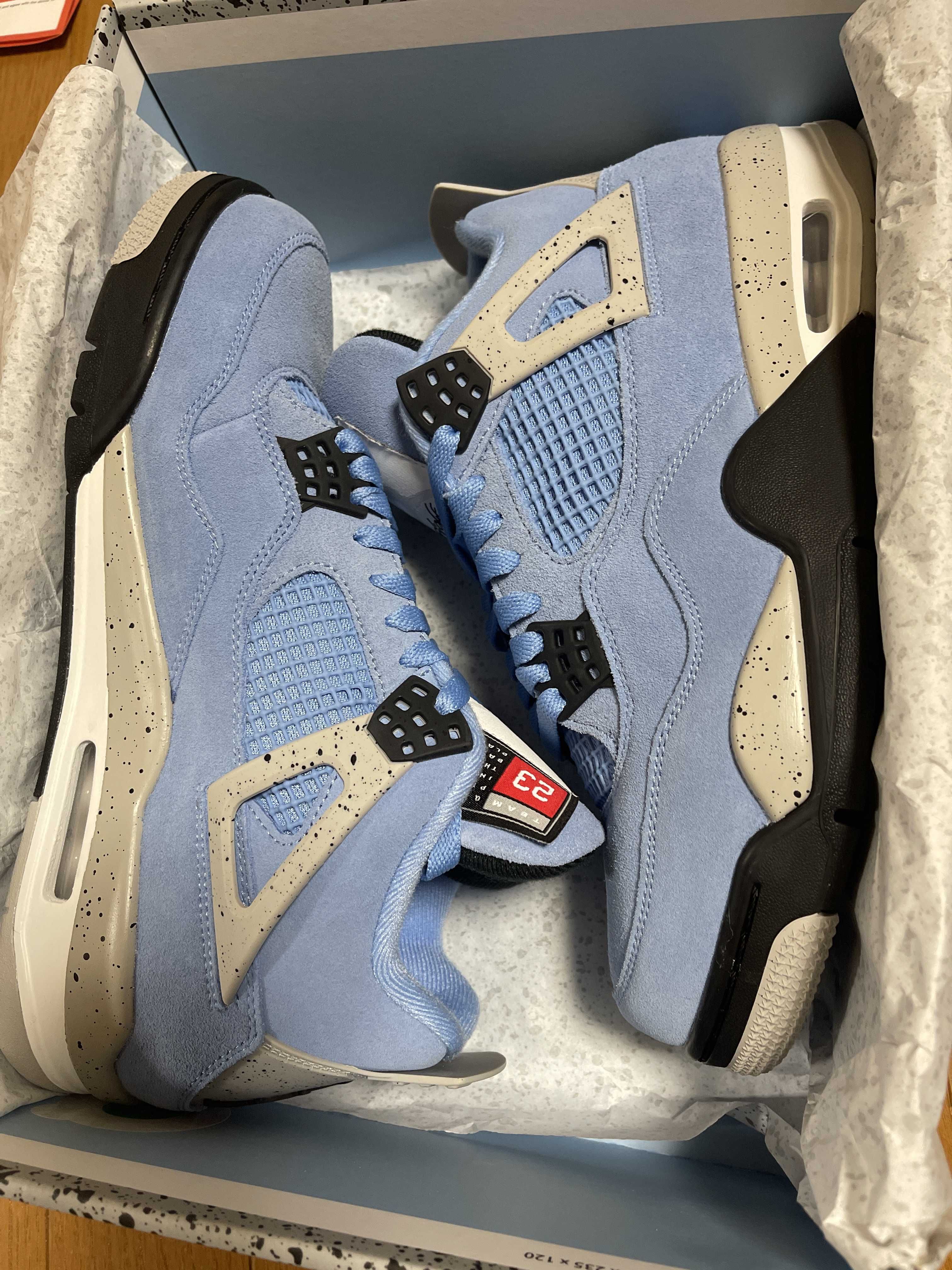 Nike Air Jordan 4 "University Blue"