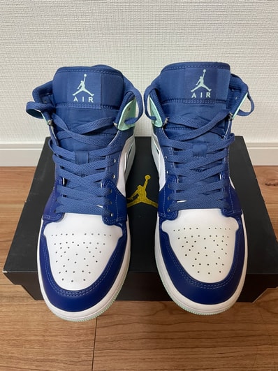 Nike Air Jordan 1 Mid "Blue Mint"