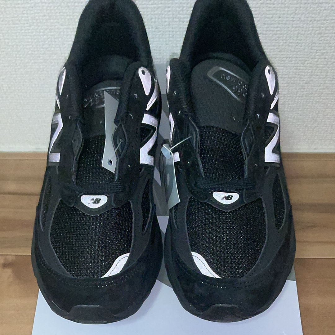 New Balance 990V6 "Triple Black"