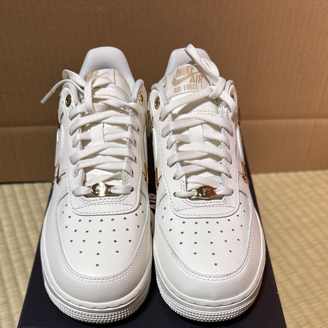 Nike Women's Air Force 1 '07 LX "Sail/Metallic Gold"