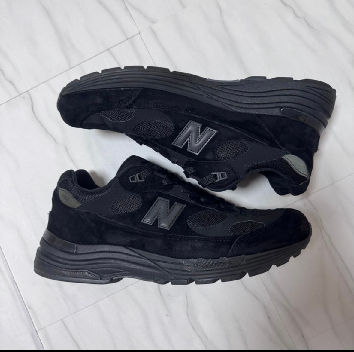 New Balance 992 "Triple Black" (2025/2026)