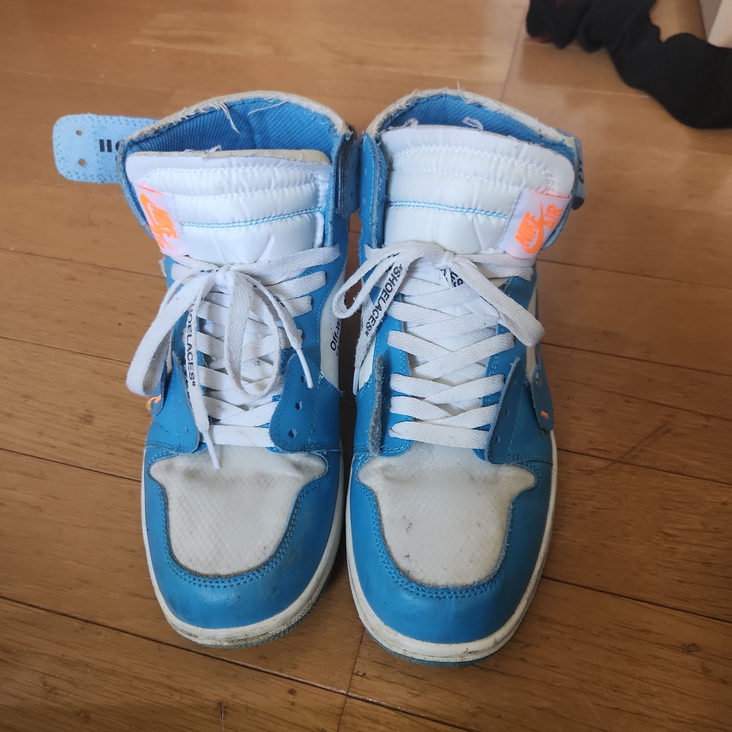 Off-White × Nike Air Jordan 1 High UNC "White/Dark Powder Blue"