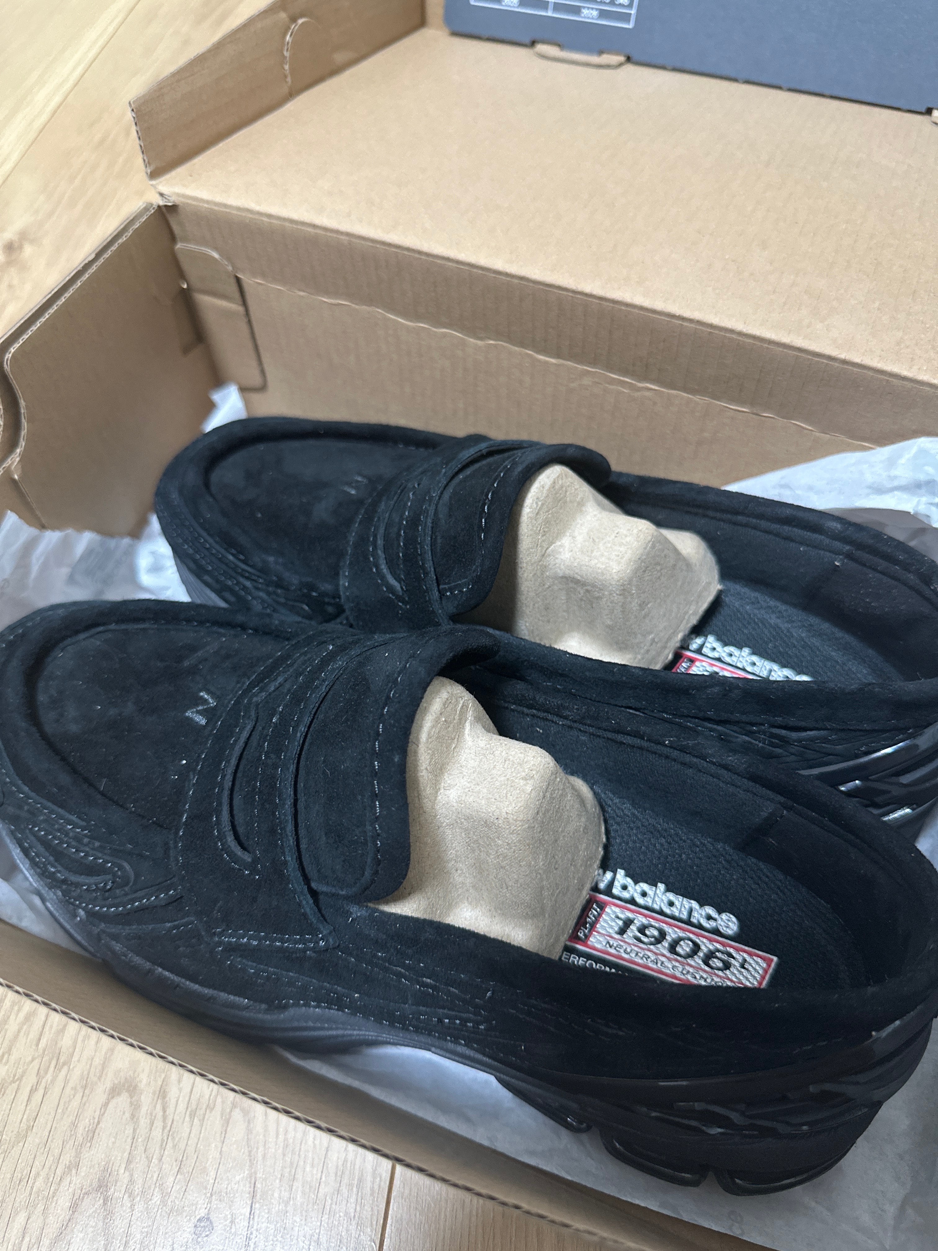 New Balance 1906L "Black Suede"