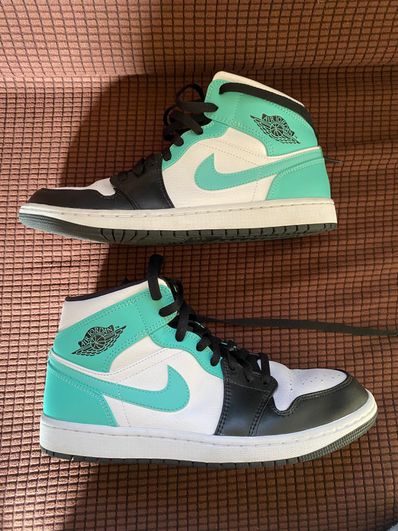 NIKE AIR JORDAN 1 MID "TROPICAL TWIST"