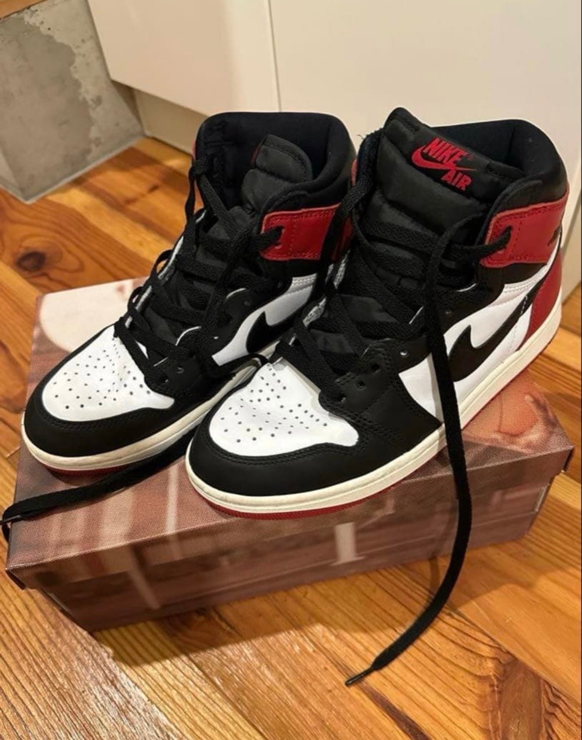 Nike Air Jordan 1 Retro High OG "Black Toe Reimagined"