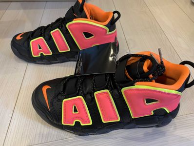 NIKE Women's AIR MORE UPTEMPO "HOT PUNCH"