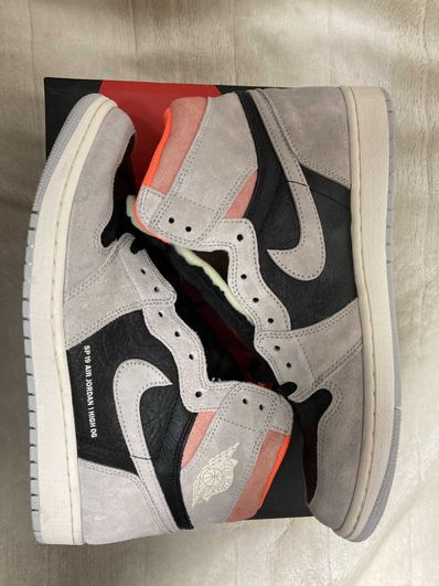 Nike Air Jordan 1 RETRO High OG "Hyper Crimson"