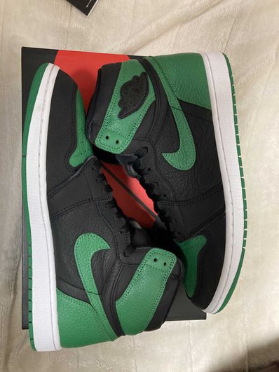 Nike Air Jordan 1 Retro High OG "Black/Pine Green" (2020)