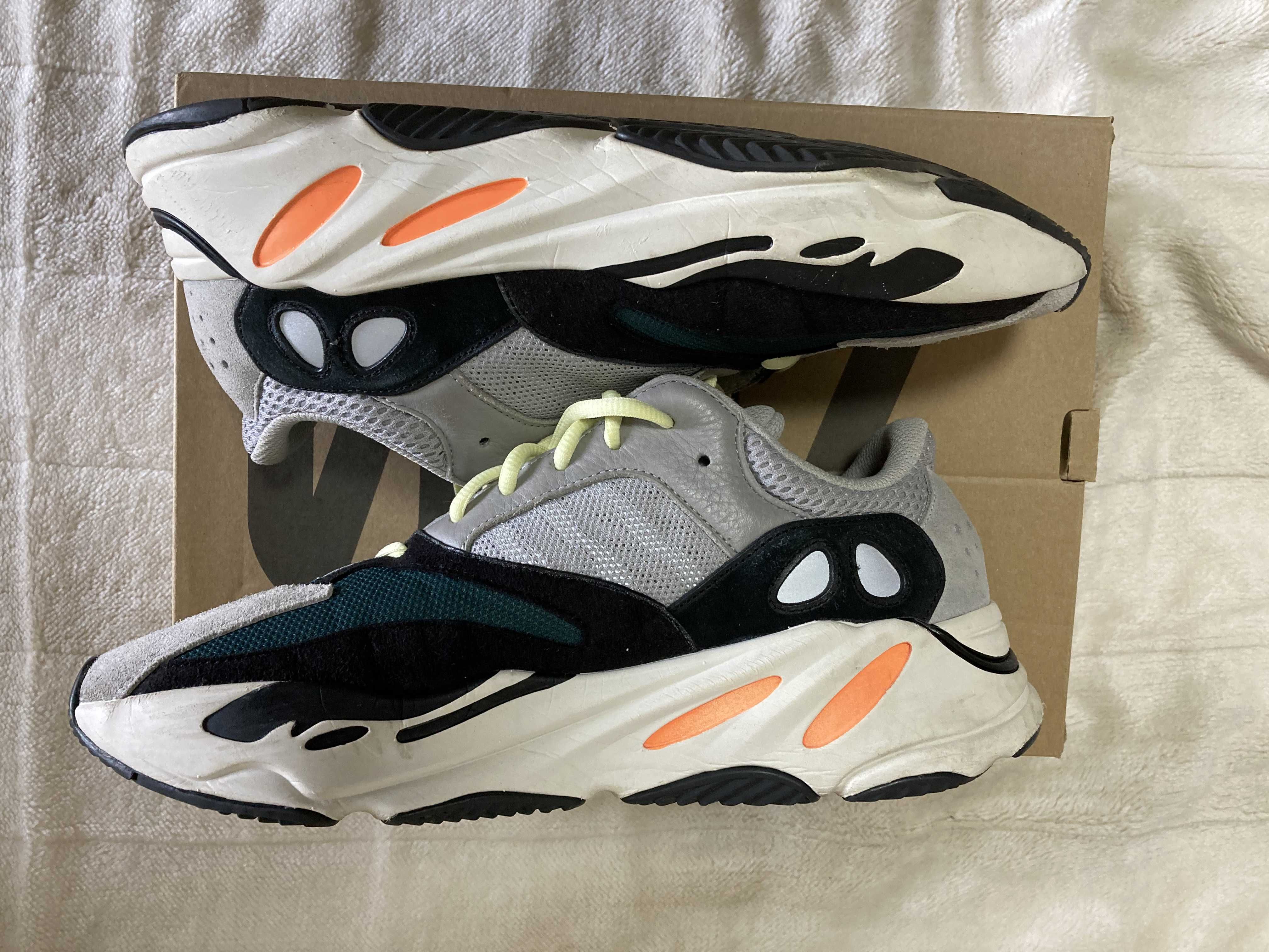 adidas YEEZY Boost 700 "Wave Runner"