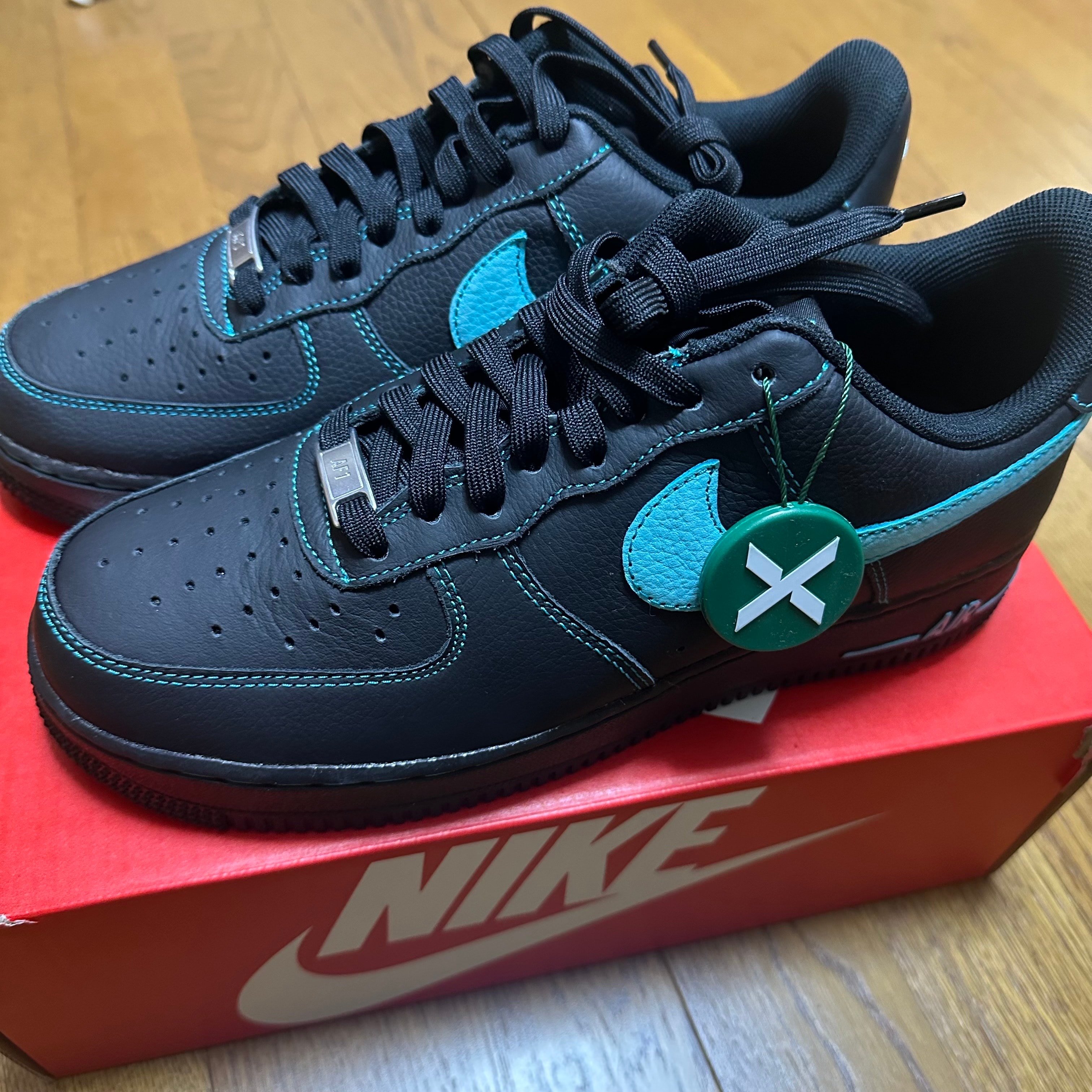 Nike Air Force 1 Low "Black Tiffany"