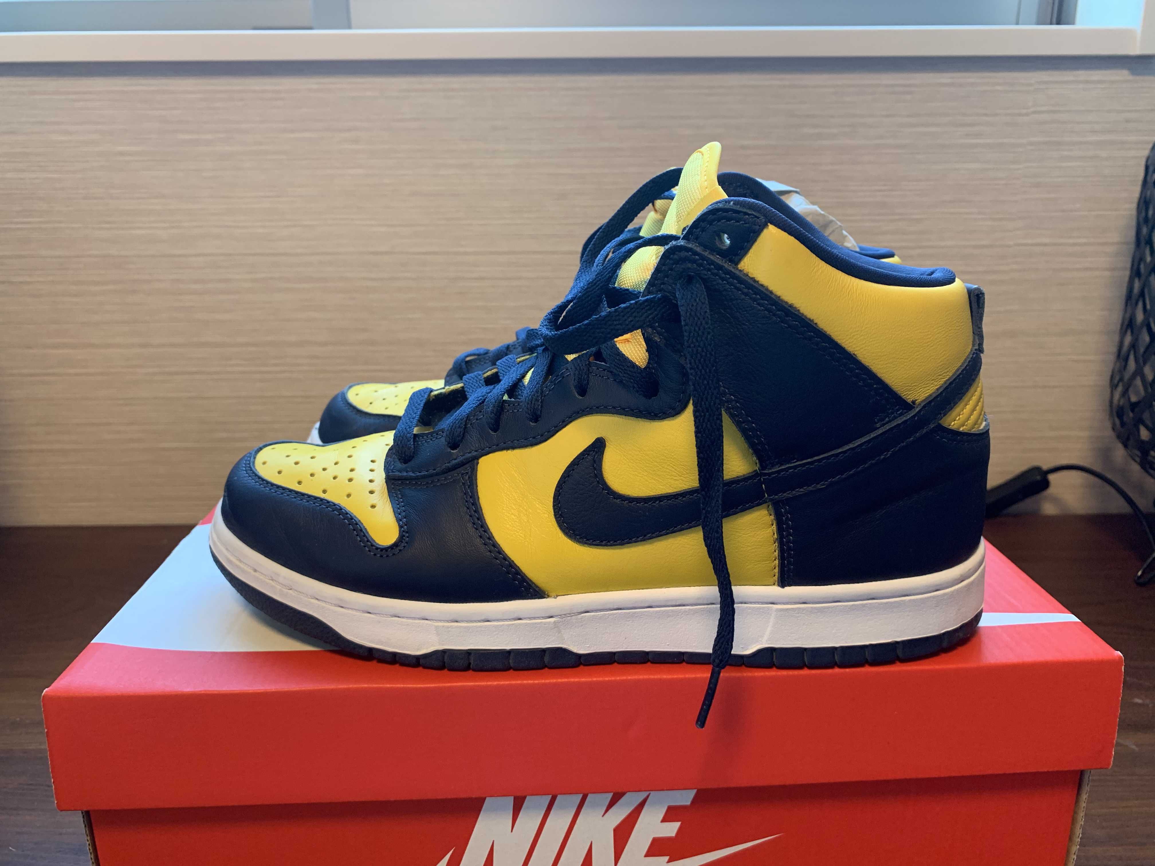 Nike Dunk High "Michigan"